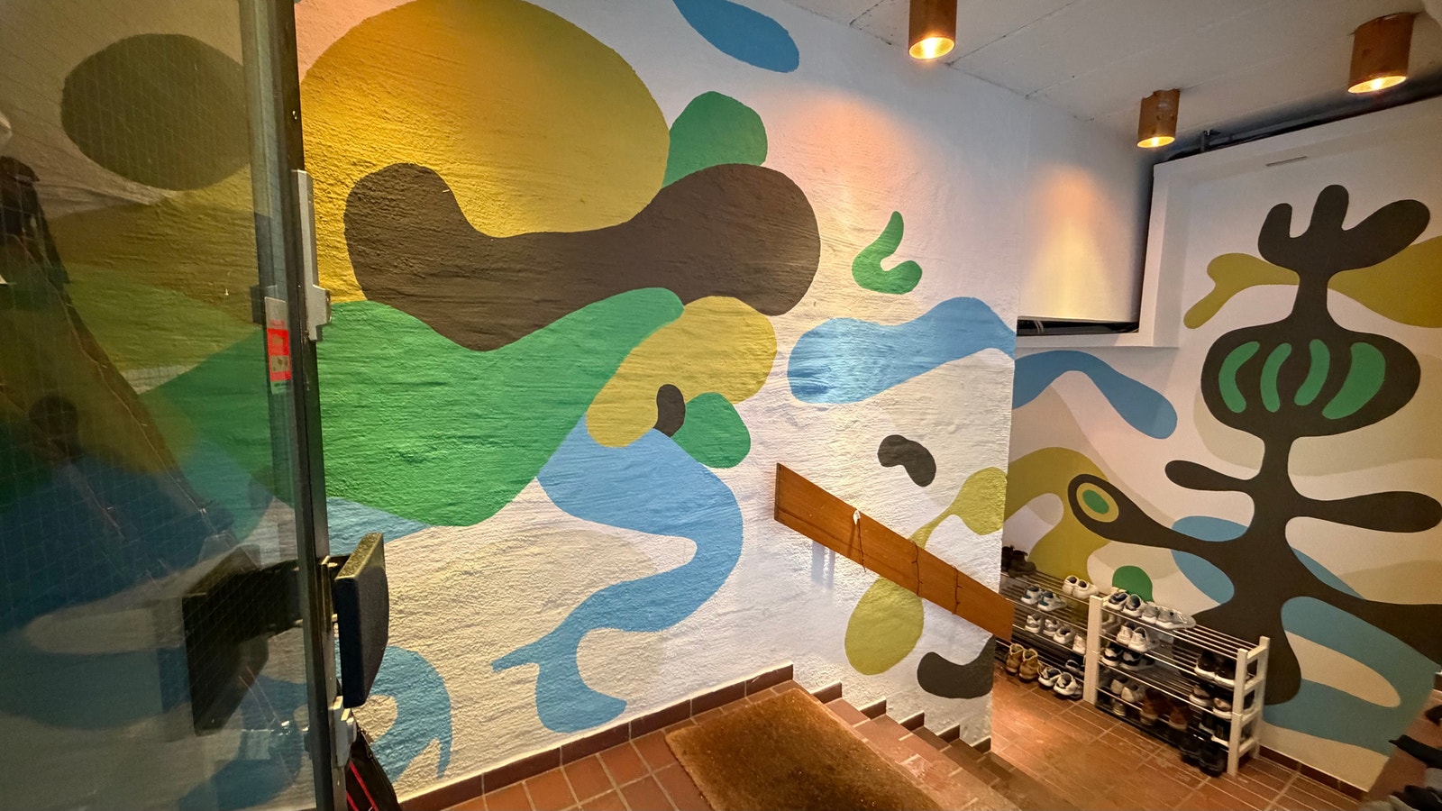 Inngang med trapp Galleribilde