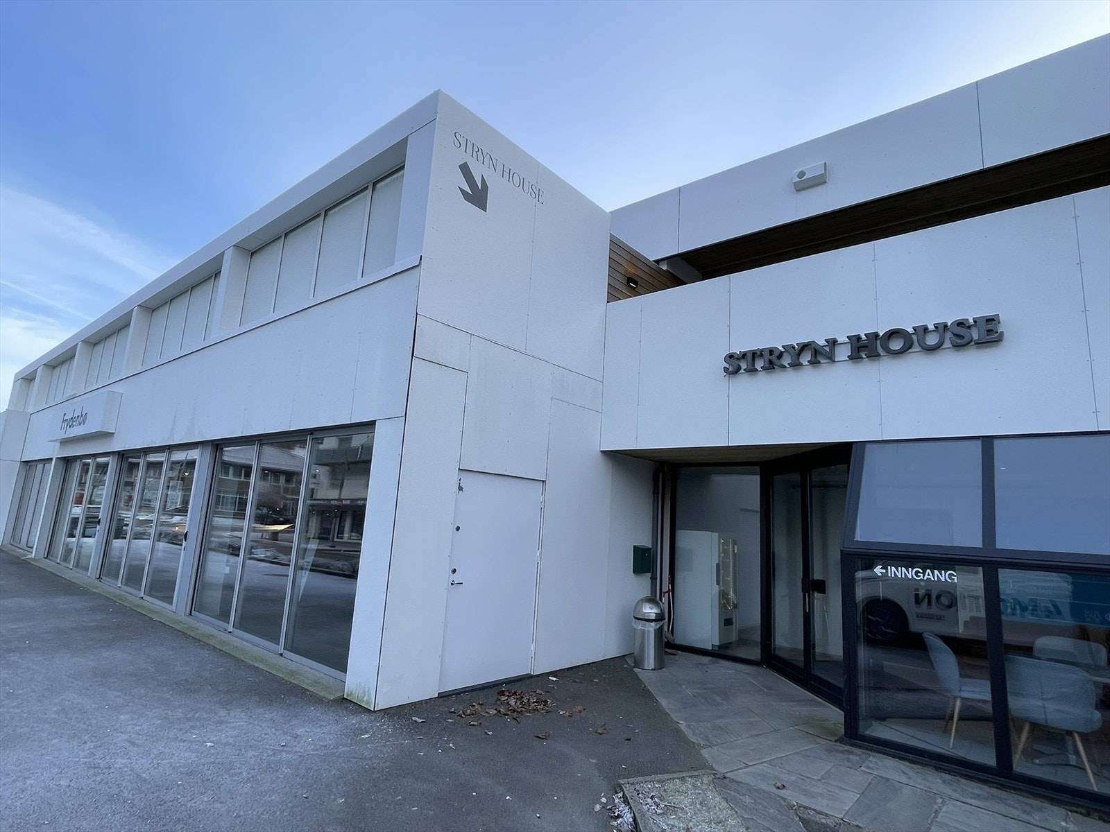 IMG_9393.JPEG Galleribilde