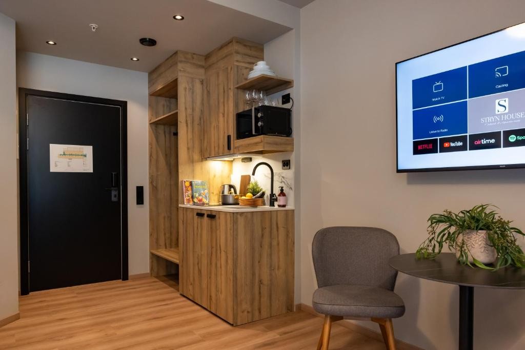 605992623.jpg Galleribilde