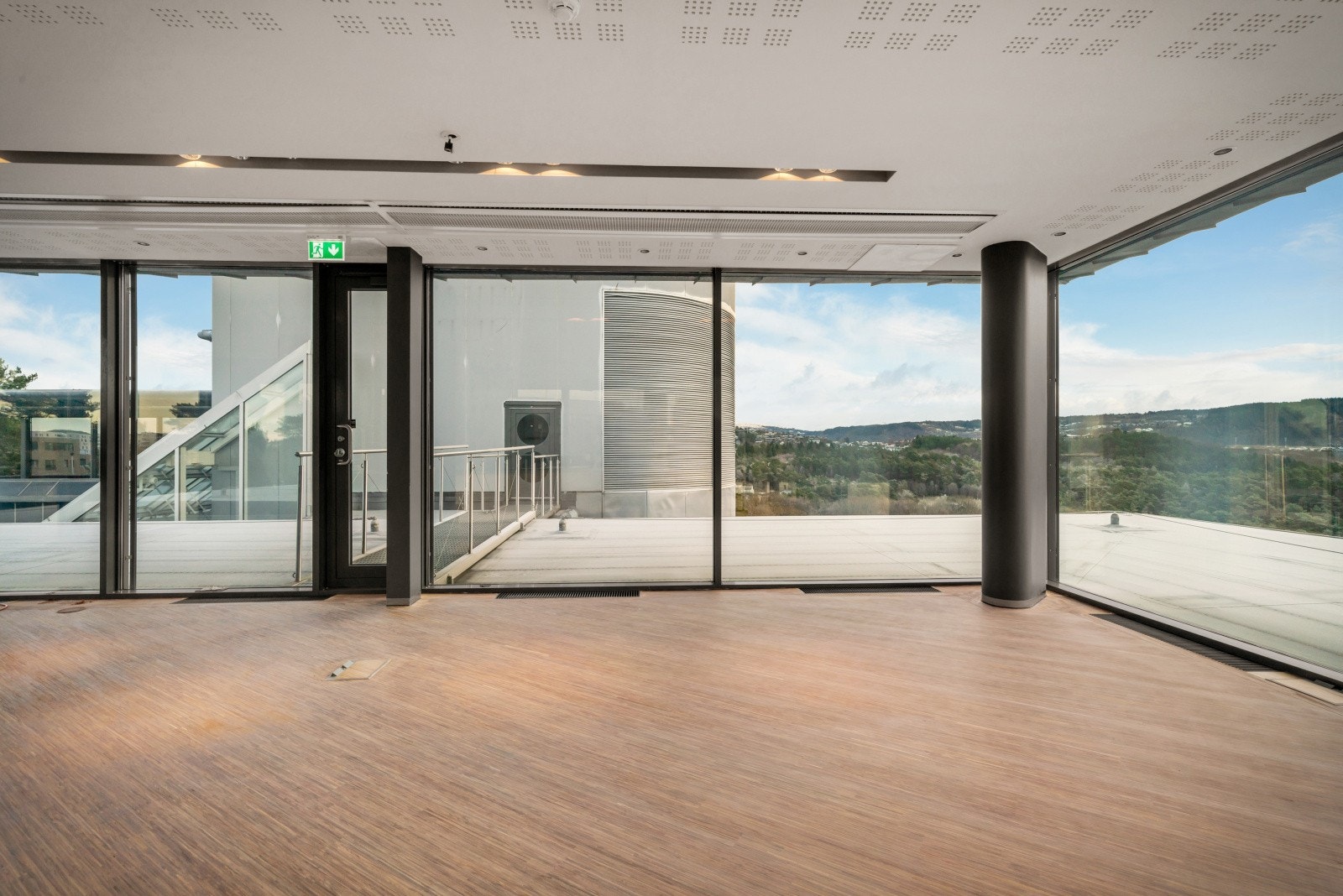 7209281_DSC02350.ARW-medium Galleribilde