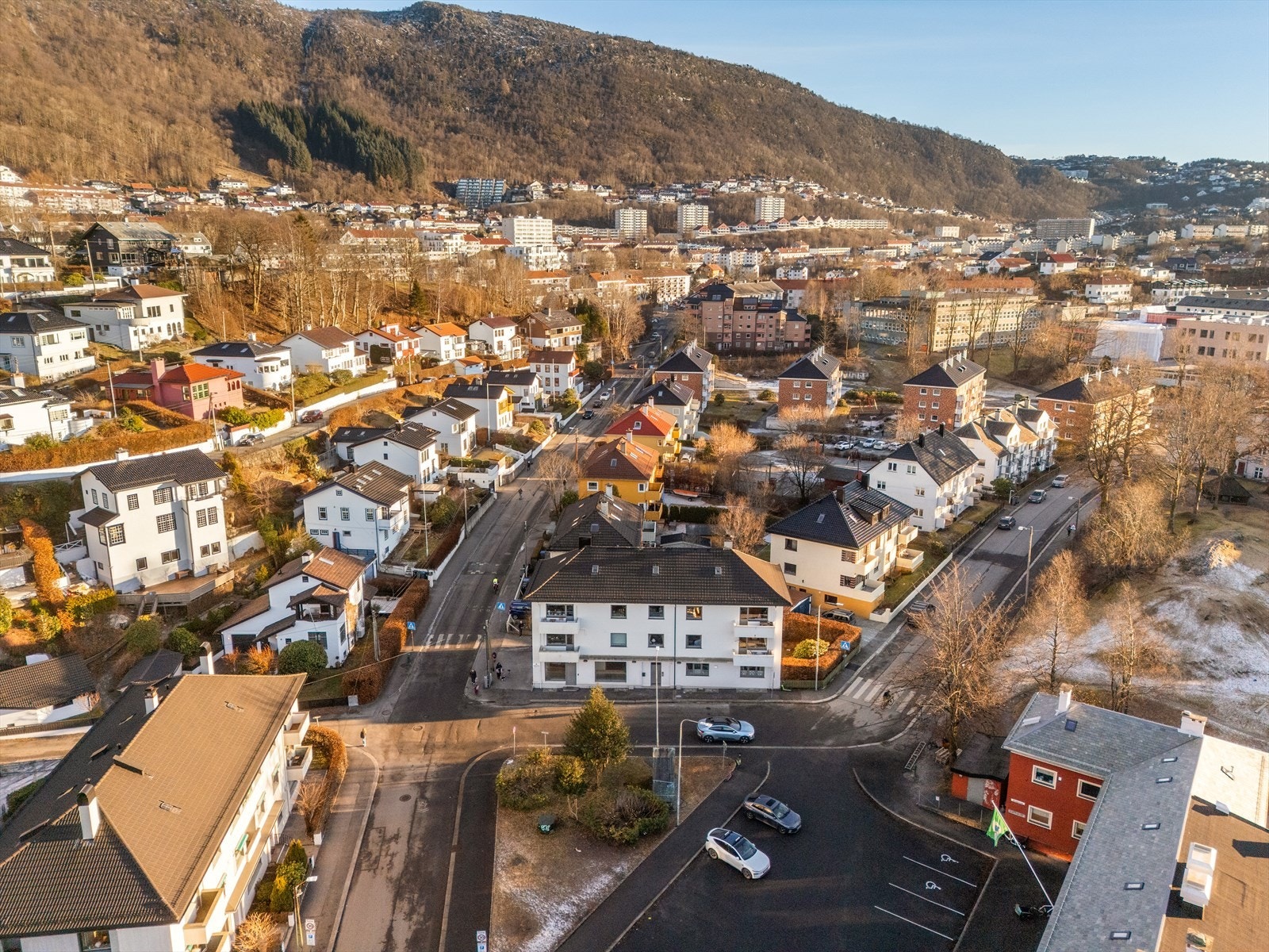 Lett adkomst via gangvei eller bilvei. Galleribilde