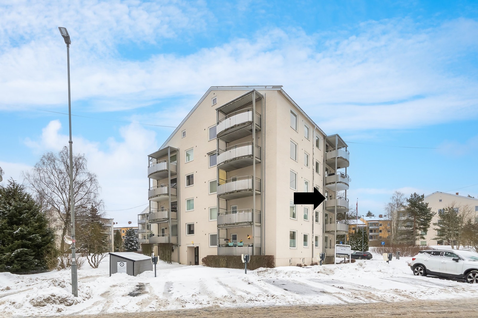 Parkeringsplasser og garasjeplasser leies ut etter ventelister Galleribilde