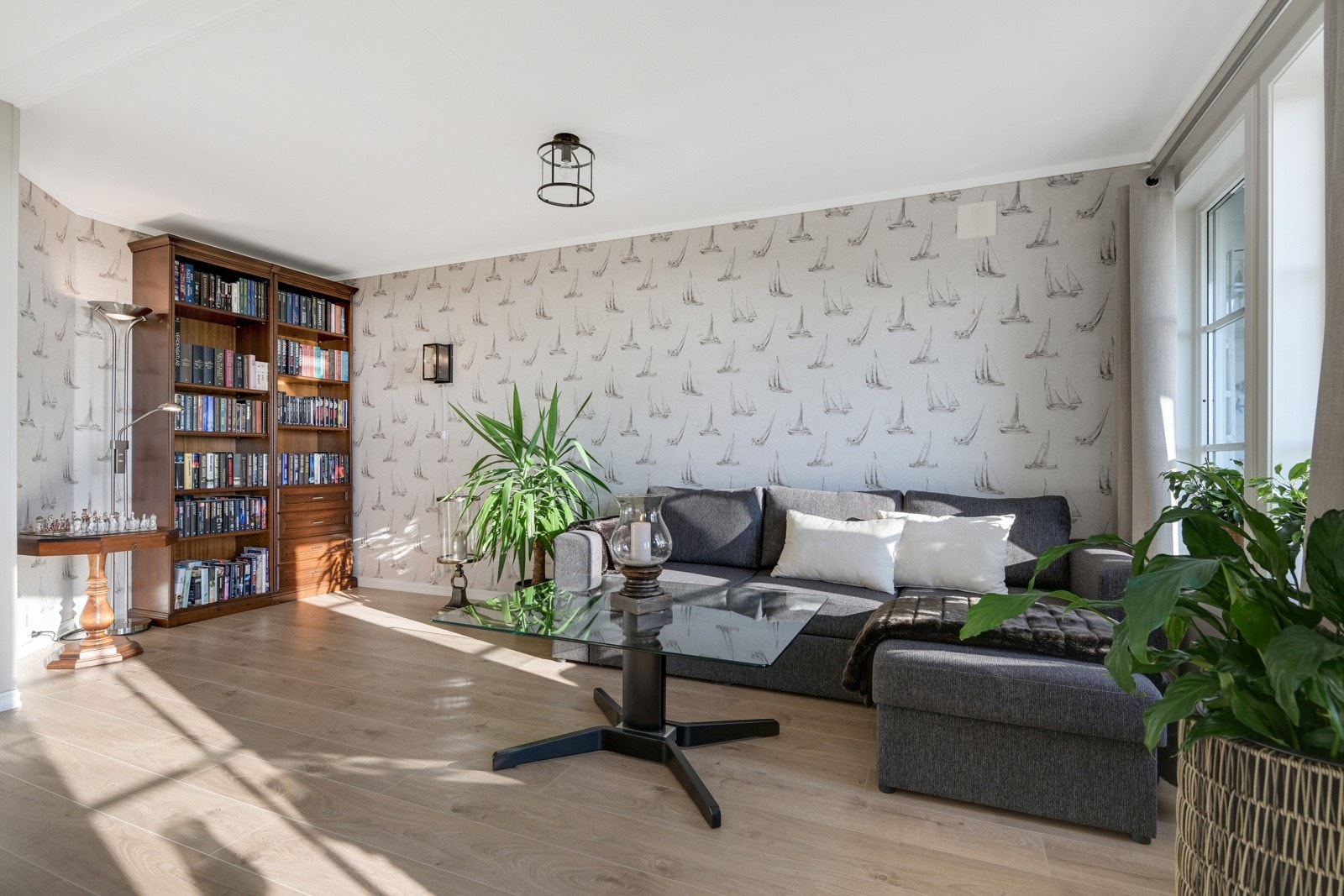 Stue underetasje Galleribilde