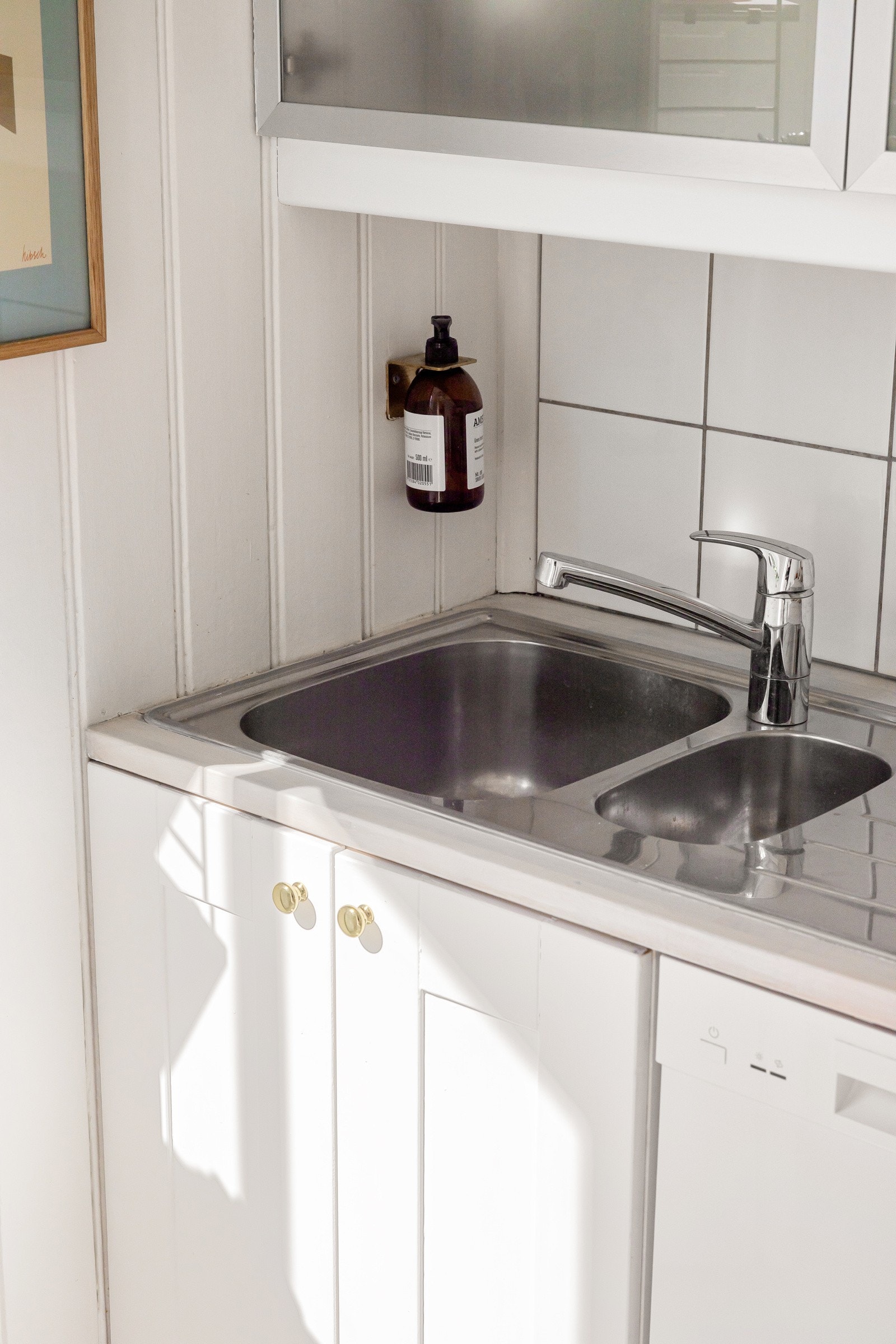 Plass til komfyr og kjøle/fryseskap (benkmodell). Galleribilde