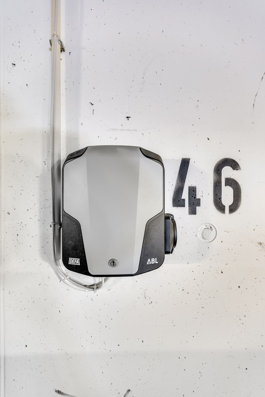 Her er det installert ladeboks. Galleribilde