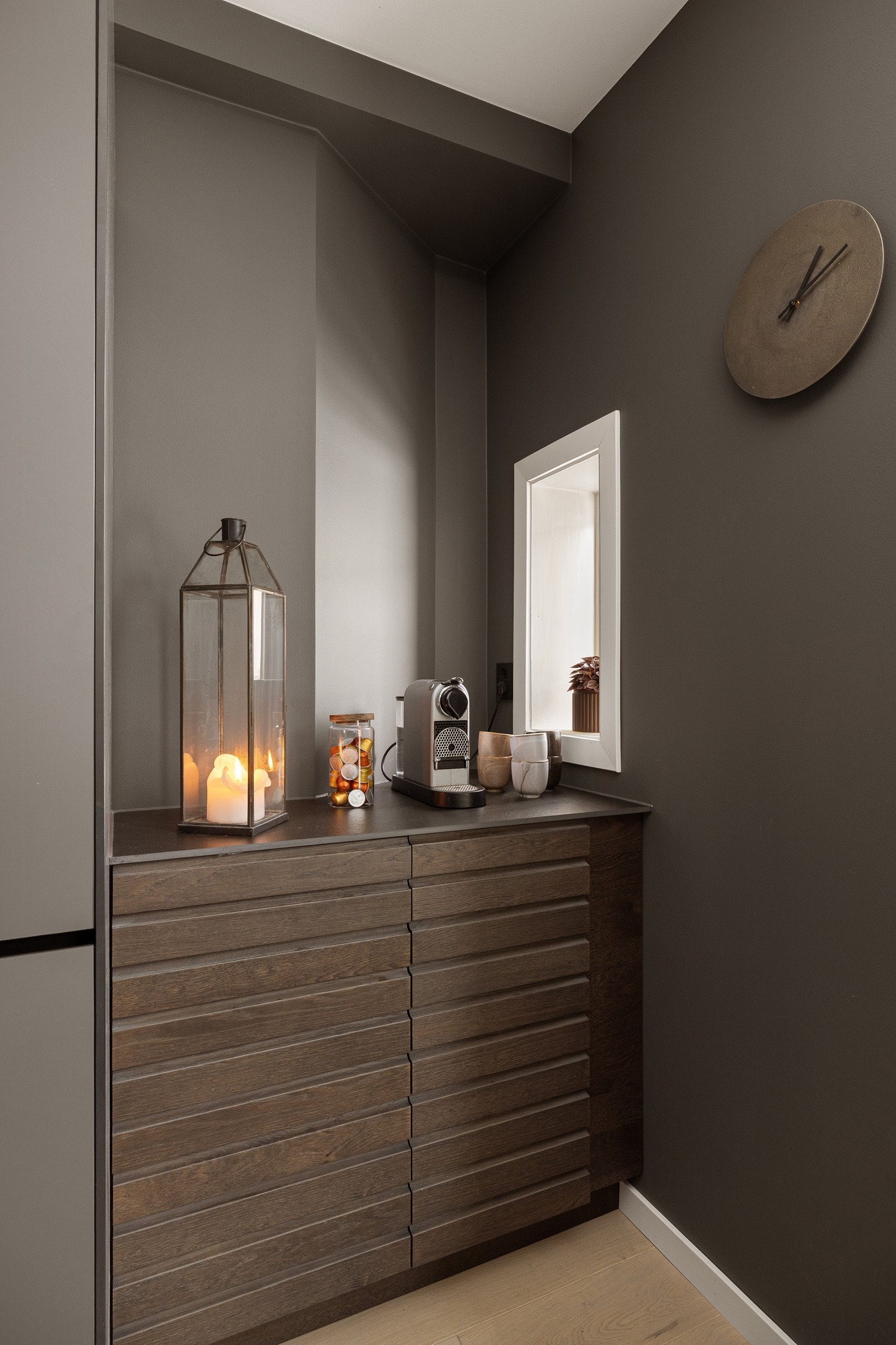 Praktisk sone til kaffemaskin. Galleribilde