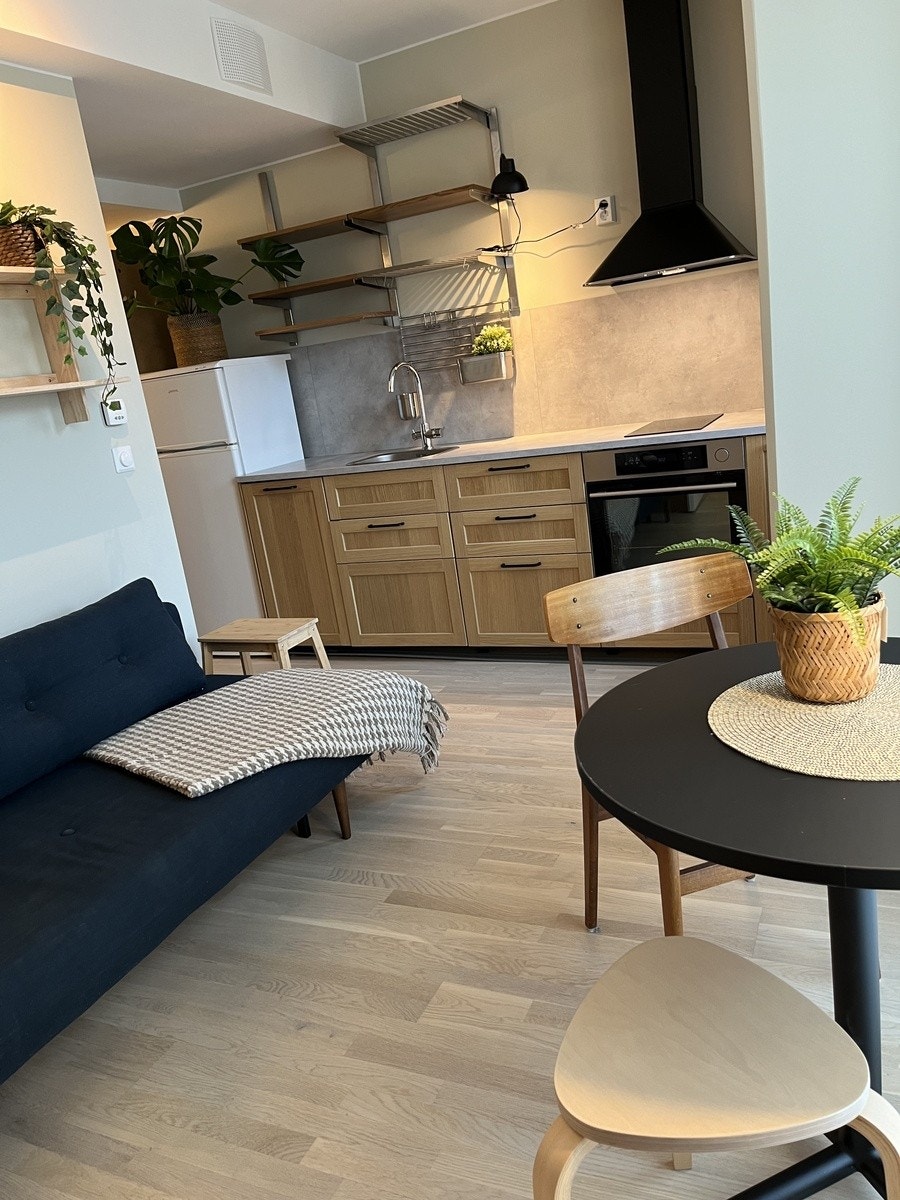 Møblert Galleribilde