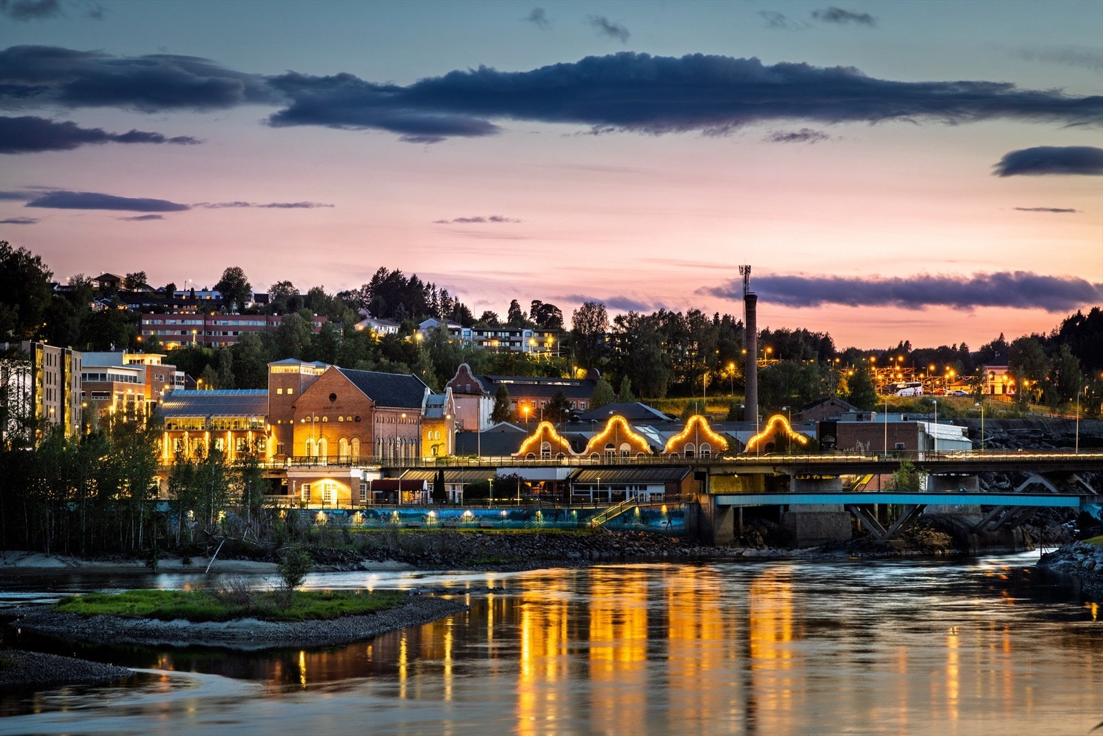 Med gangavstand til sentrum kan du enkelt spasere til og fra byens tilbud. Galleribilde