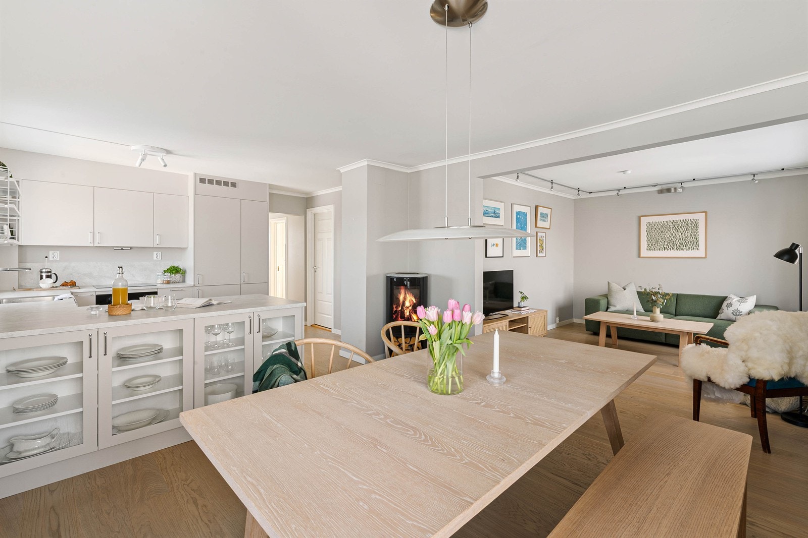 Flott peis i stuen for de kalde vinterdagene Galleribilde