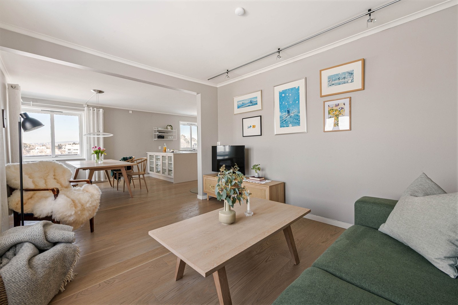 Flere nymalte overflater i boligen i 2025 Galleribilde