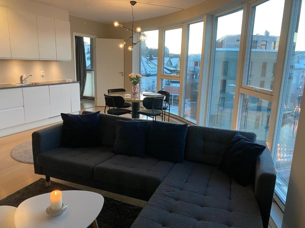 Fin romslig stue Galleribilde