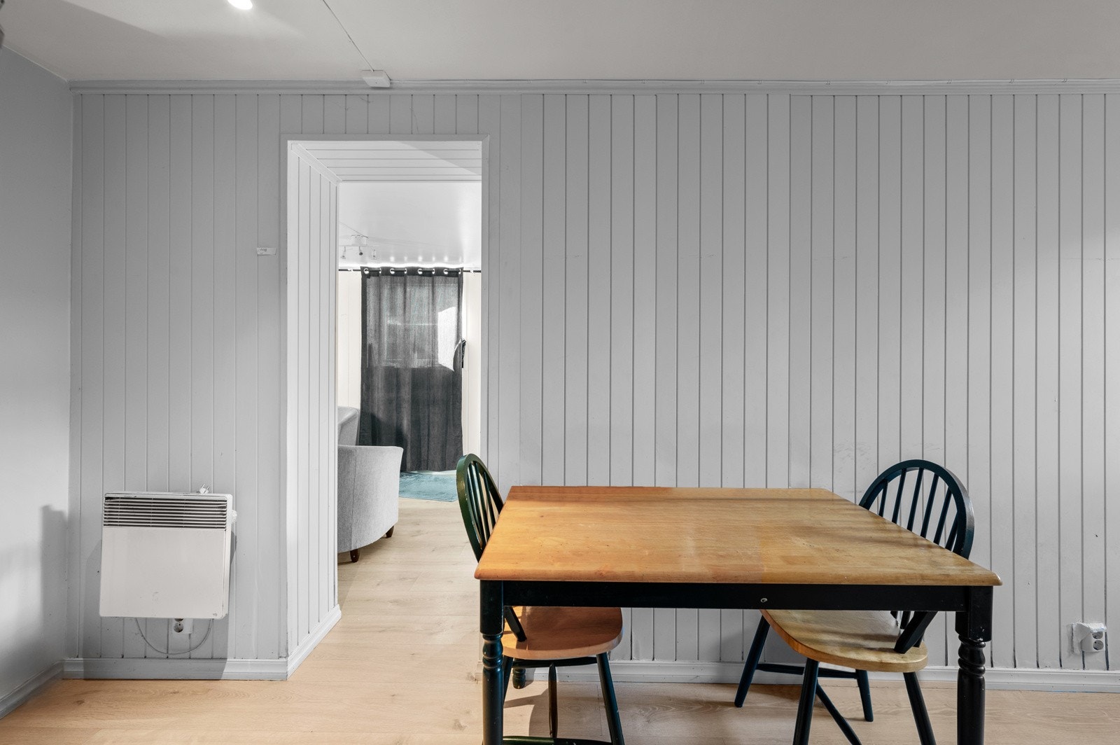 Furuholtet 35 (12)x Galleribilde