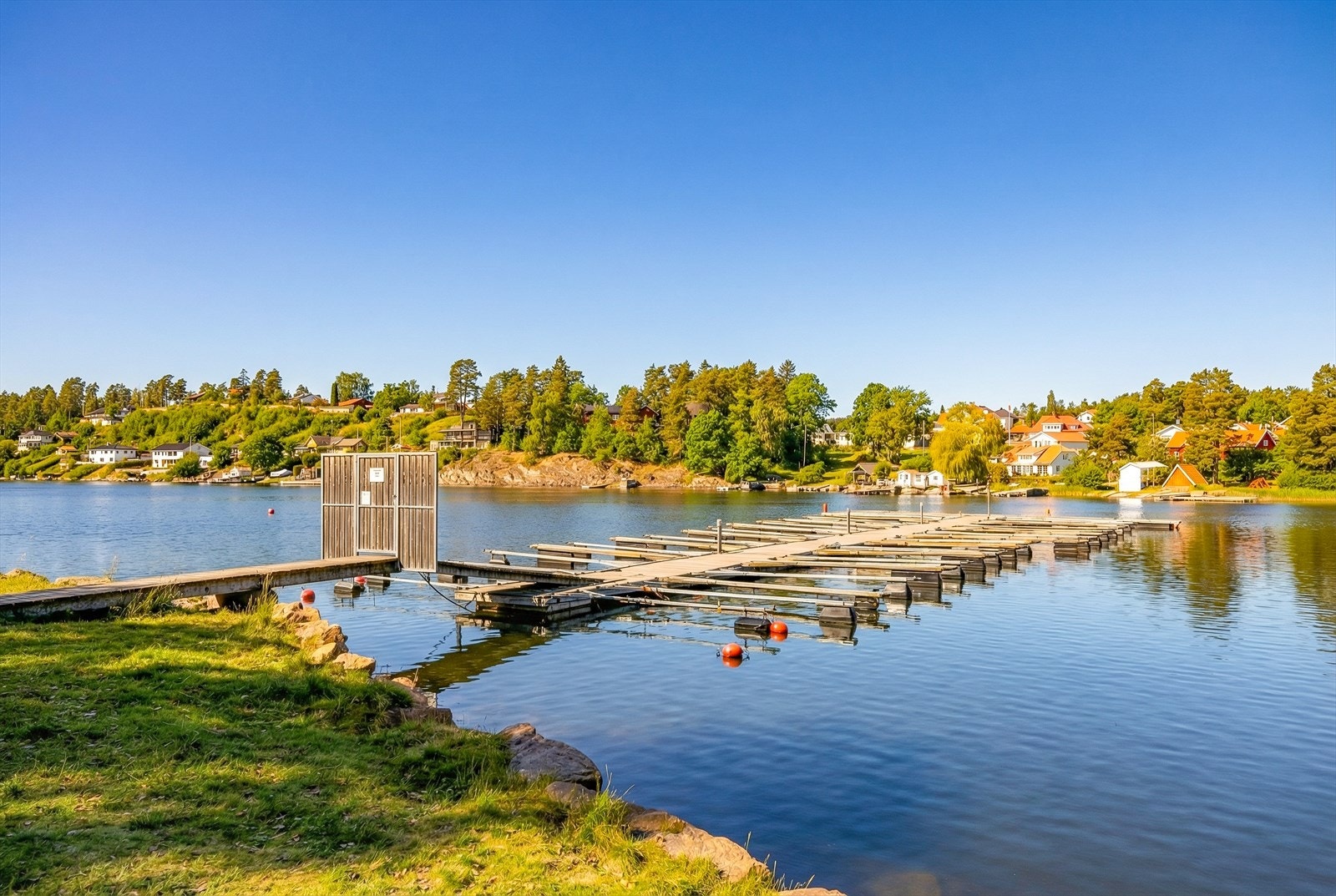 Eiendommen har også rett til bruk av strand Galleribilde