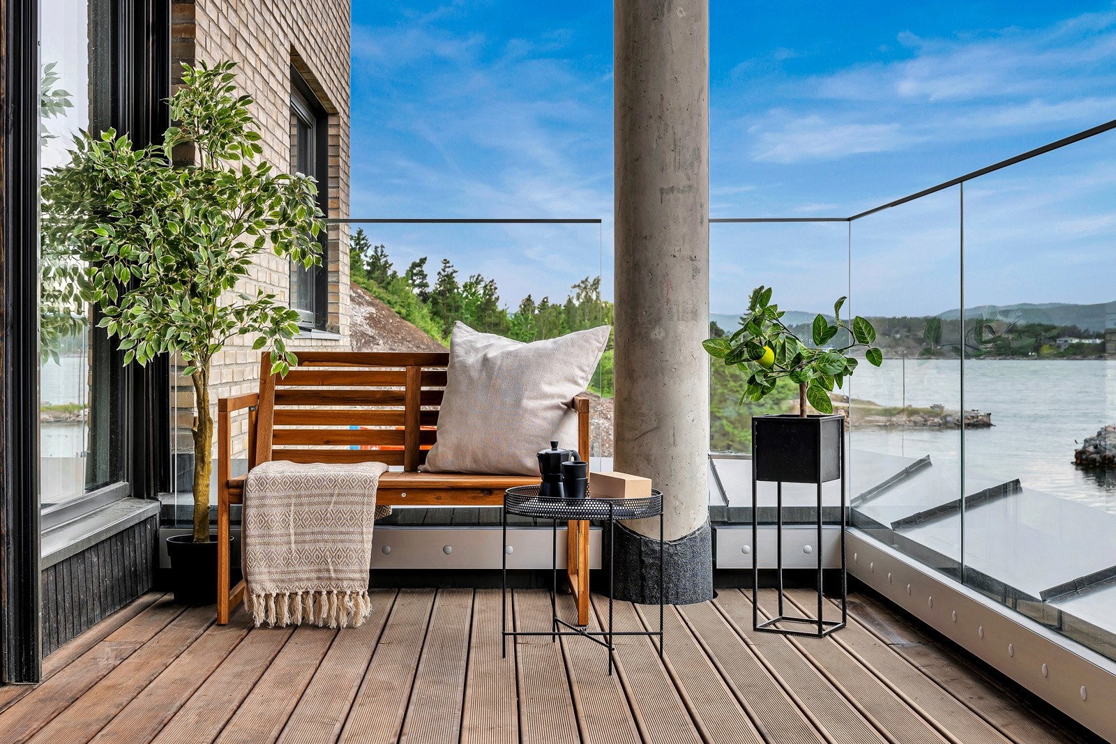 Nyt usikten over blått hav! Galleribilde