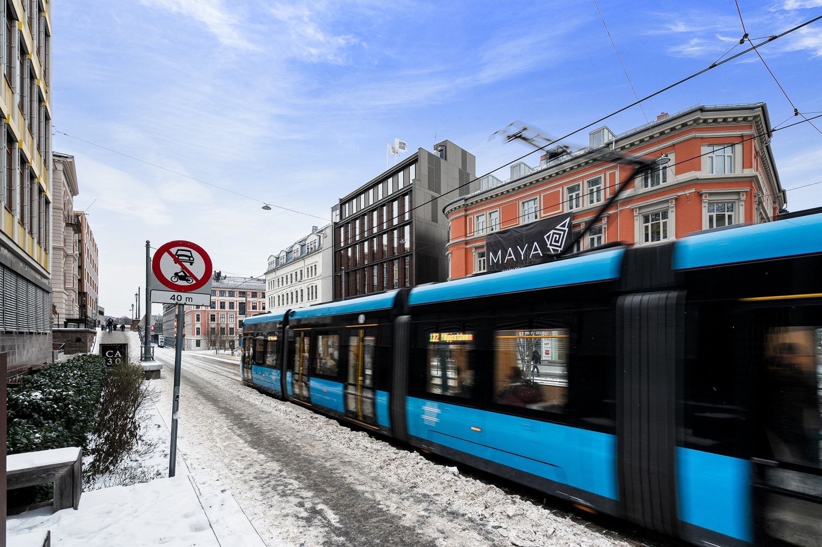 Leiligheten har en attraktiv beliggenhet midt mellom Solli plass og Tjuvholmen, samt gode kollektivtilbud i umiddelbar nærhet. Galleribilde