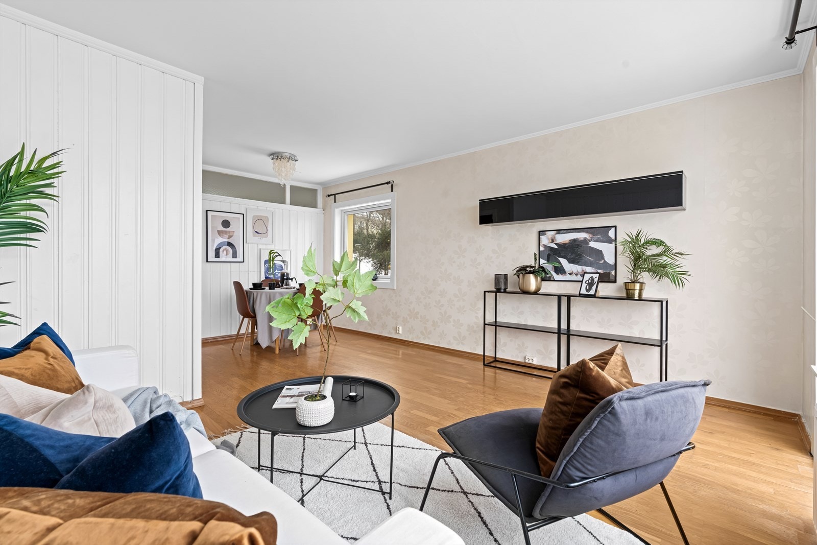 Endeleilighet med ekstra vindu. Galleribilde