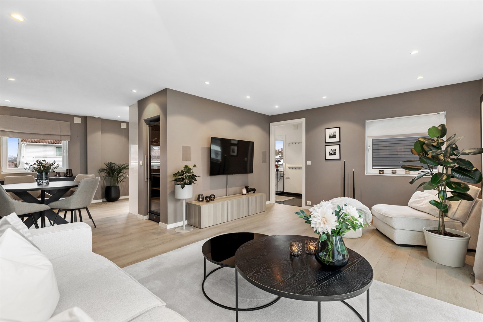 Lekker stue med moderne preg! Galleribilde