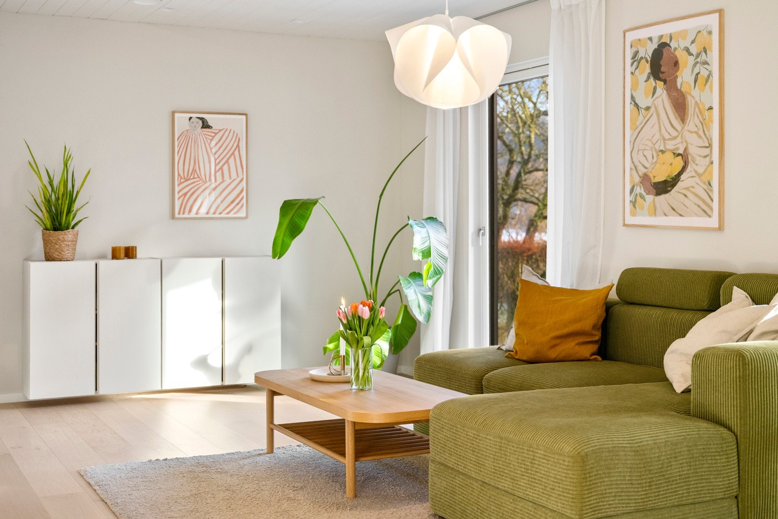 Her ligger alt til rette for hyggelige filmkvelder og avslappende stunder. Galleribilde