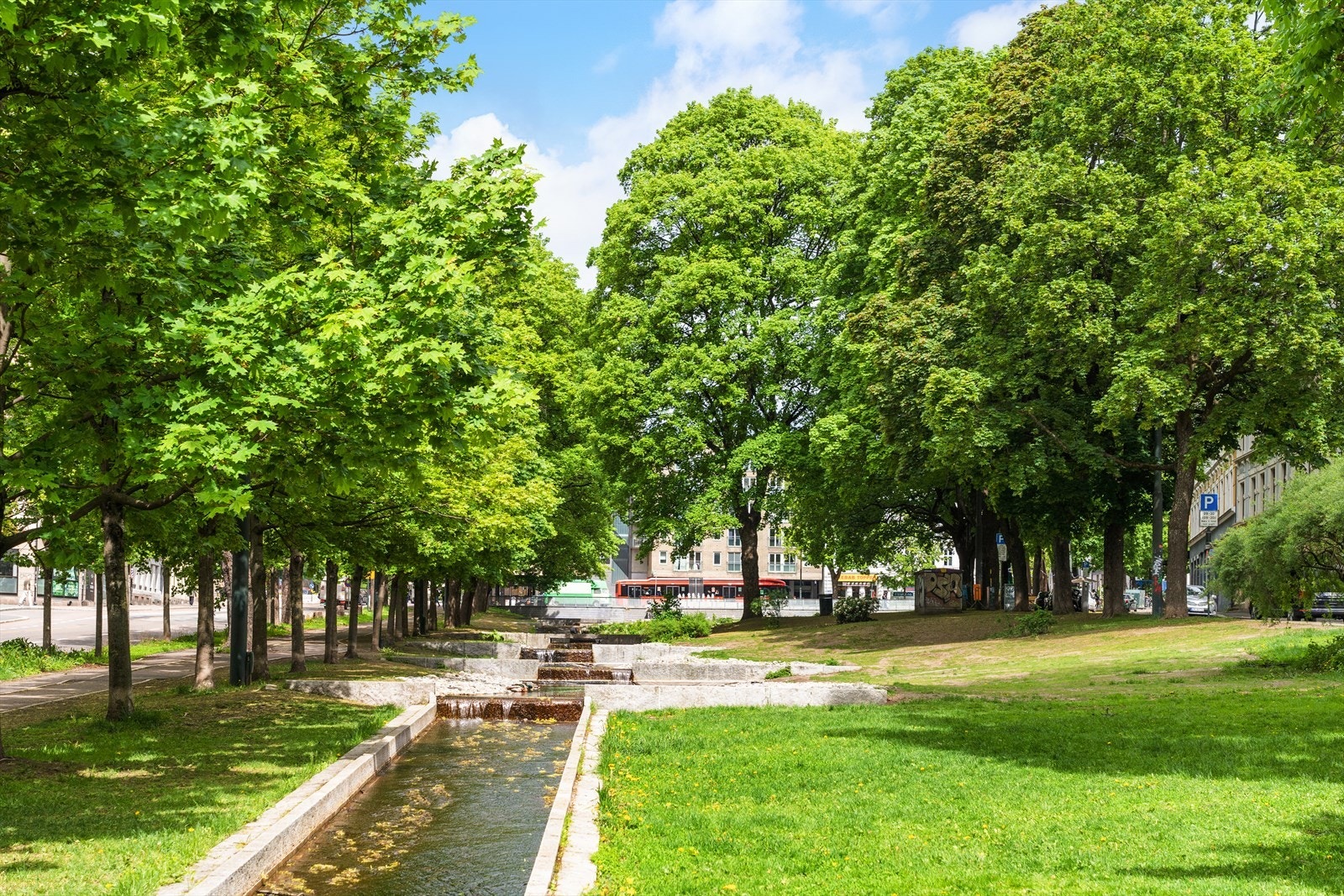 Leiligheten har en supersentral beliggenhet, ved Alexander Kiellands plass. Galleribilde