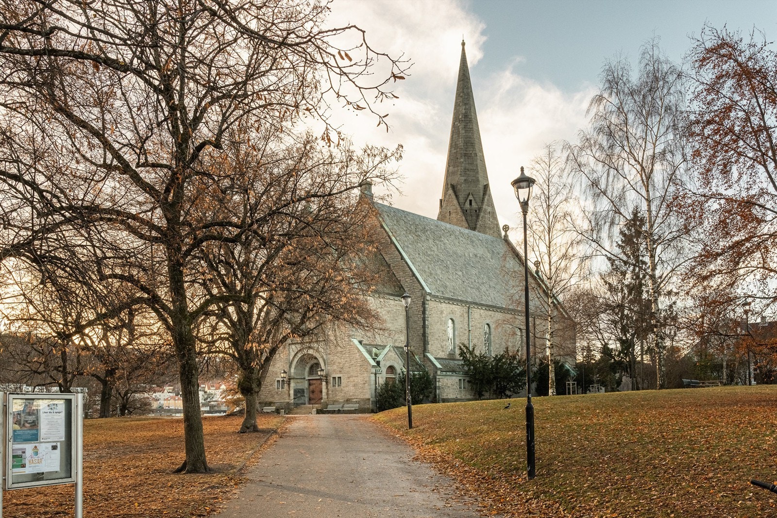 Vålerenga skole og flere barnehager ligger innen gangavstand. Galleribilde
