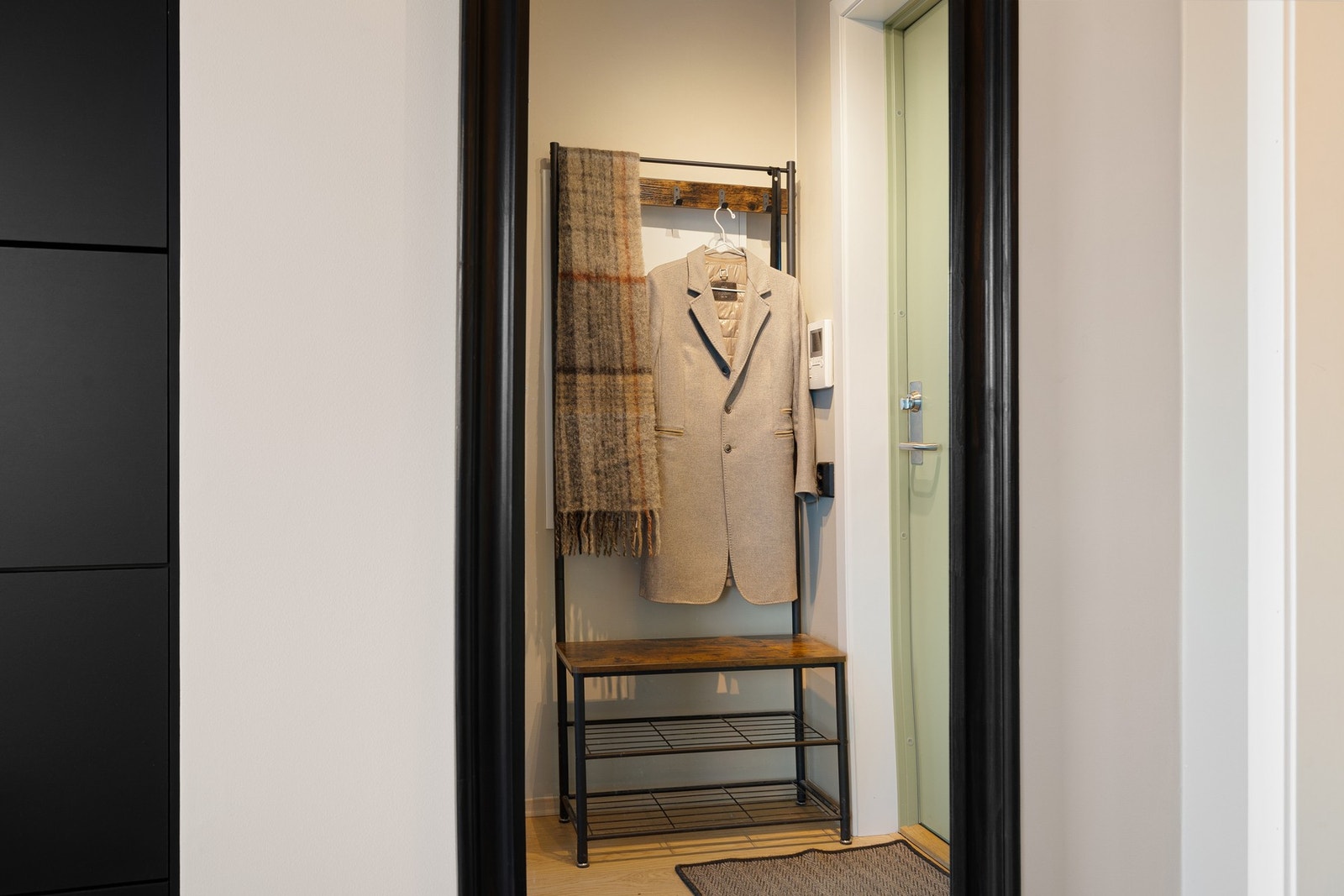 Leiligheten er energimerket "Grønn B" og oppfyller kravene til grønt boliglån med gunstige rente- og lånevilkår. Ta kontakt med megler for mer informasjon. Galleribilde