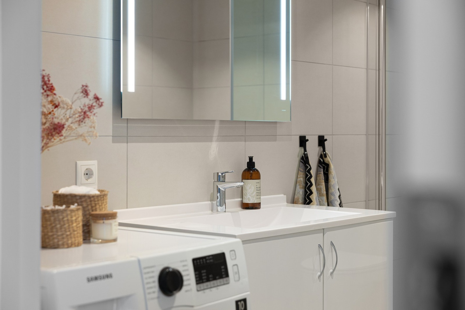 Detaljbilde. På badet har du spotter i himling. Galleribilde