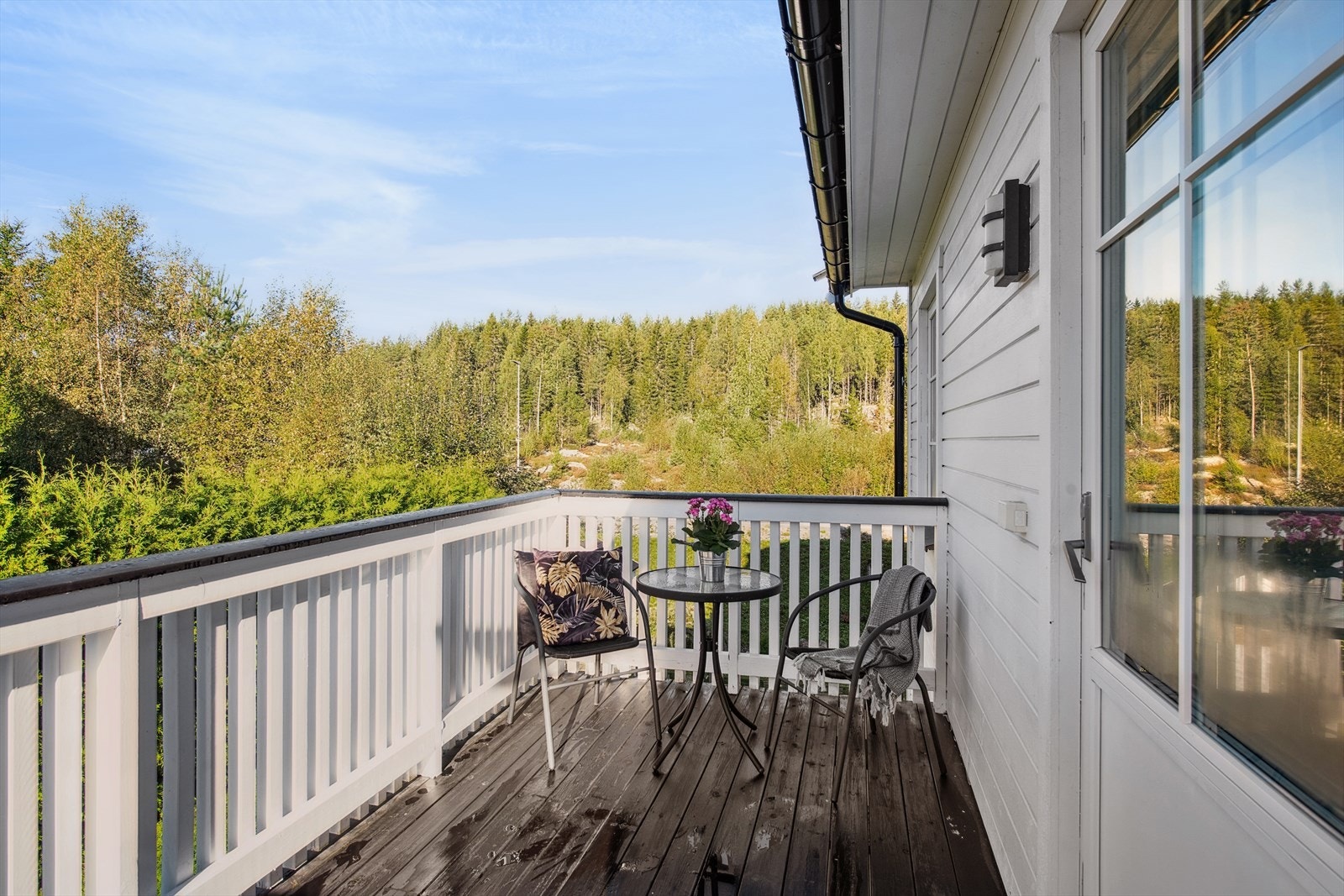 Balkong fra stuen i 2.etasje Galleribilde