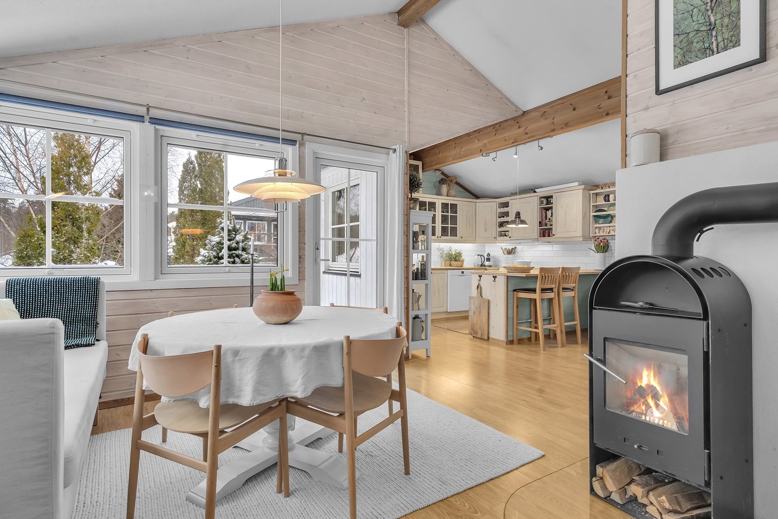 Åpen stue- og kjøkkenløsning Galleribilde