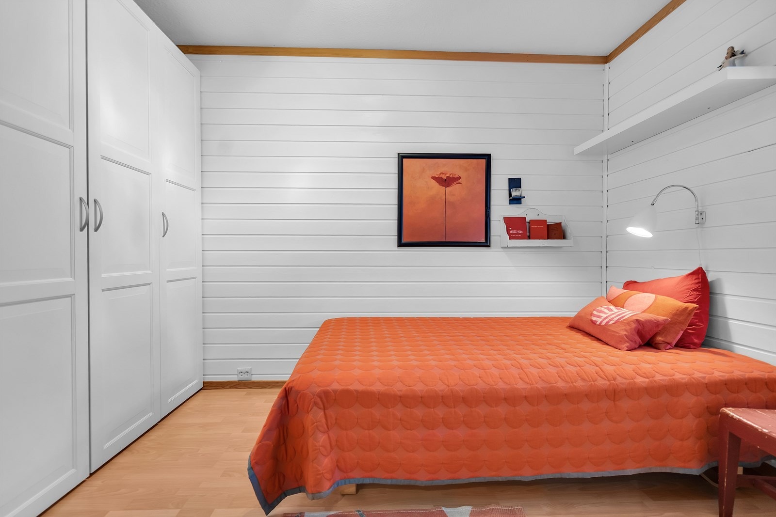 Det er garderobe innredning i alle soverom Galleribilde