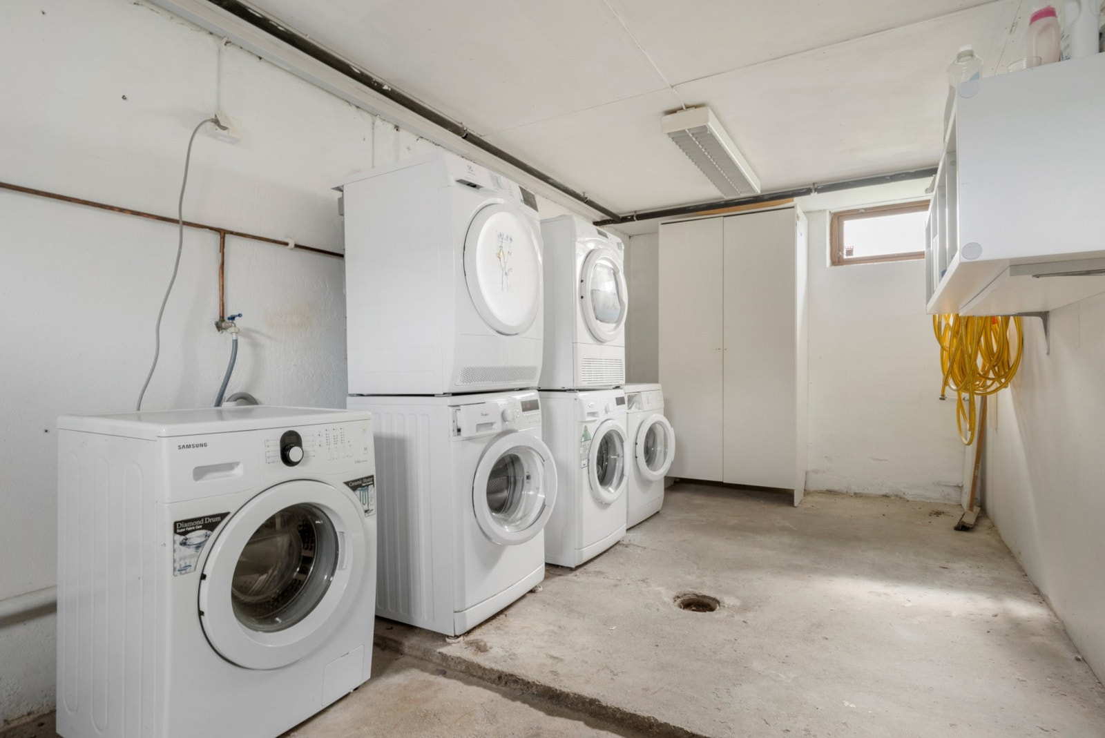 Felles vaskekjeller. Galleribilde