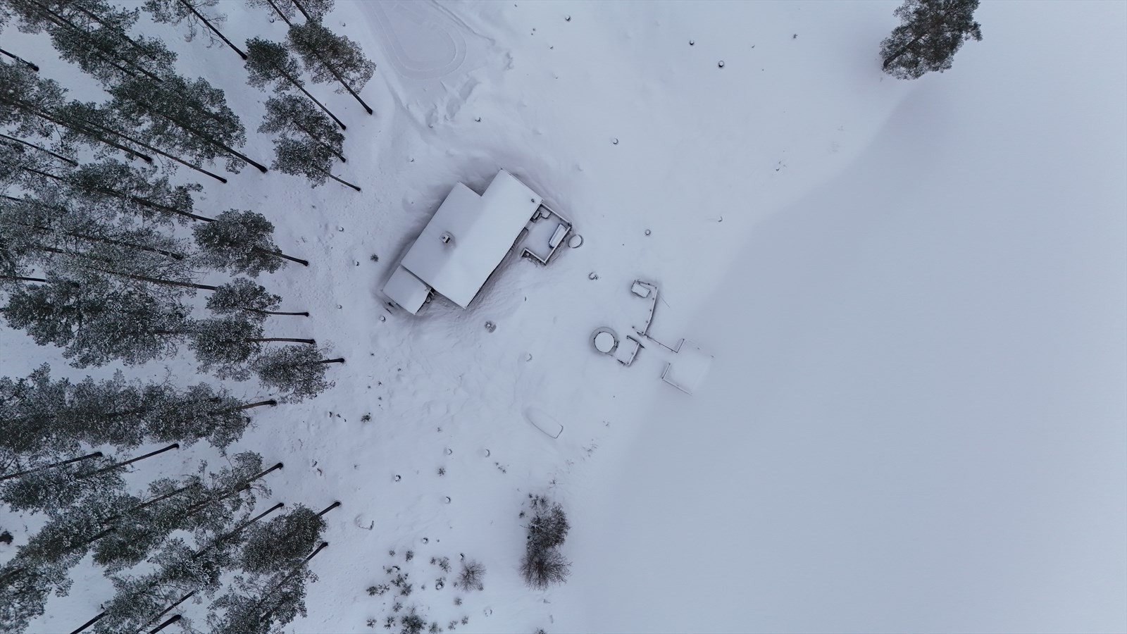 Hytta er et ypperlig utgangspunkt for å oppleve Finnskogen gjennom alle fire årstider. Galleribilde