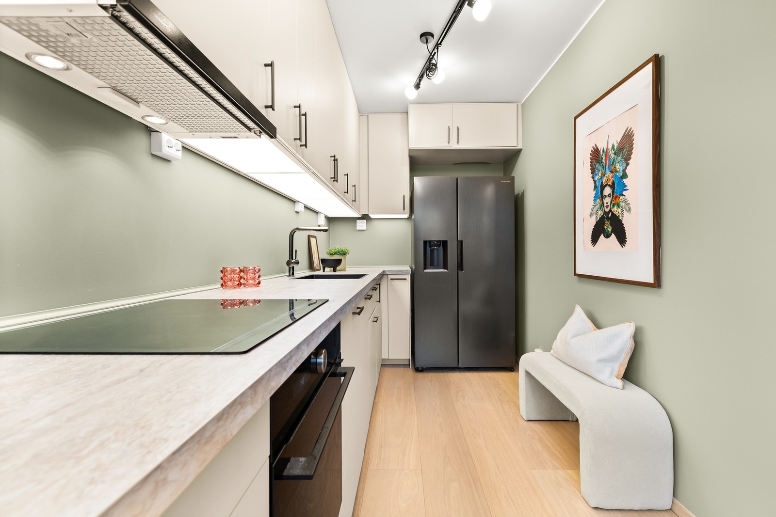 Medfølgende kjøl/frys tilkoblet vann Galleribilde