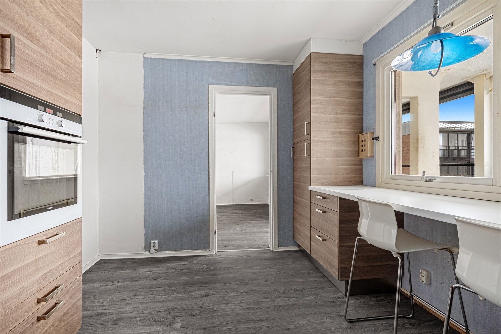 Godt med skap og benkplass Galleribilde