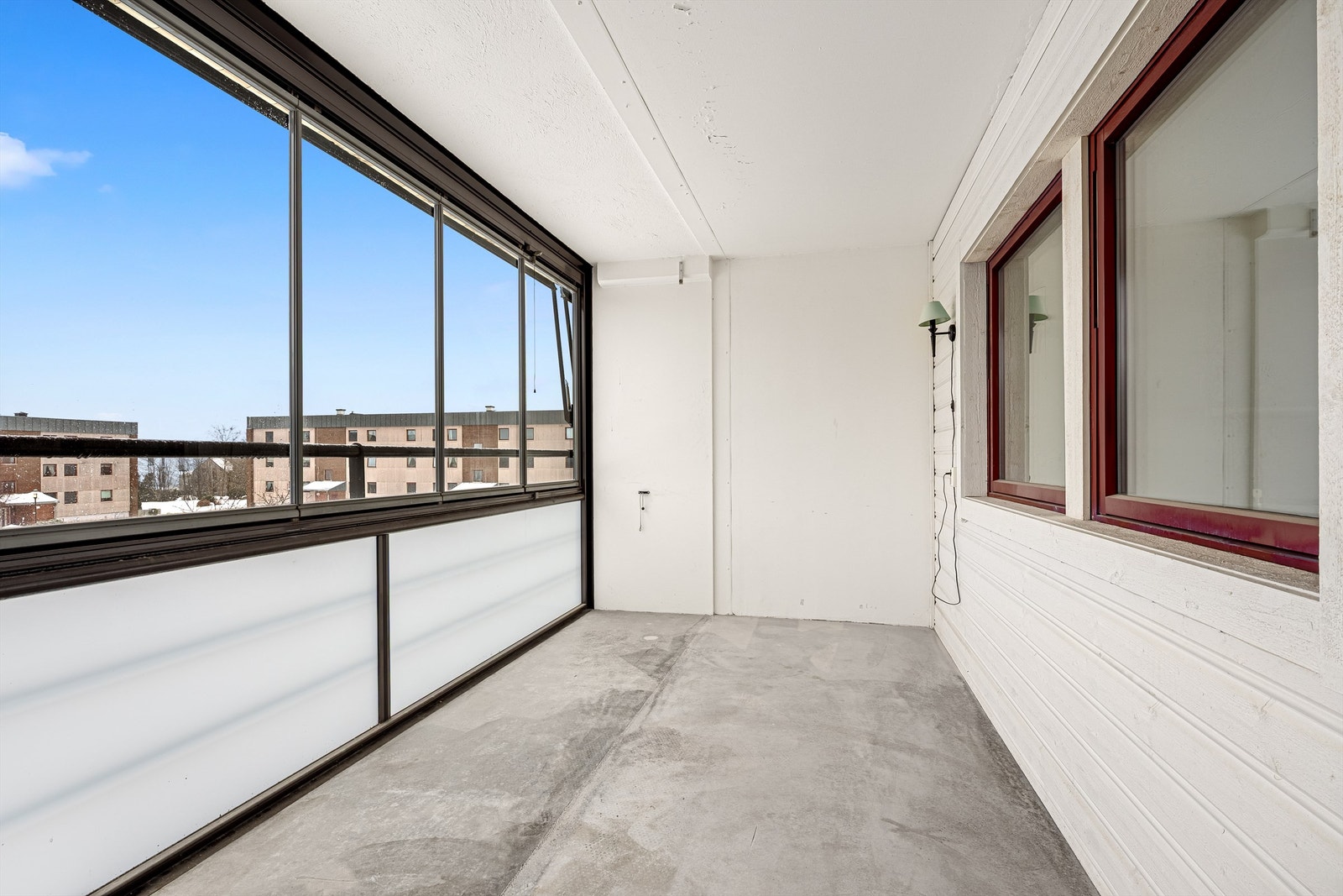 Stor solrik balkong Galleribilde