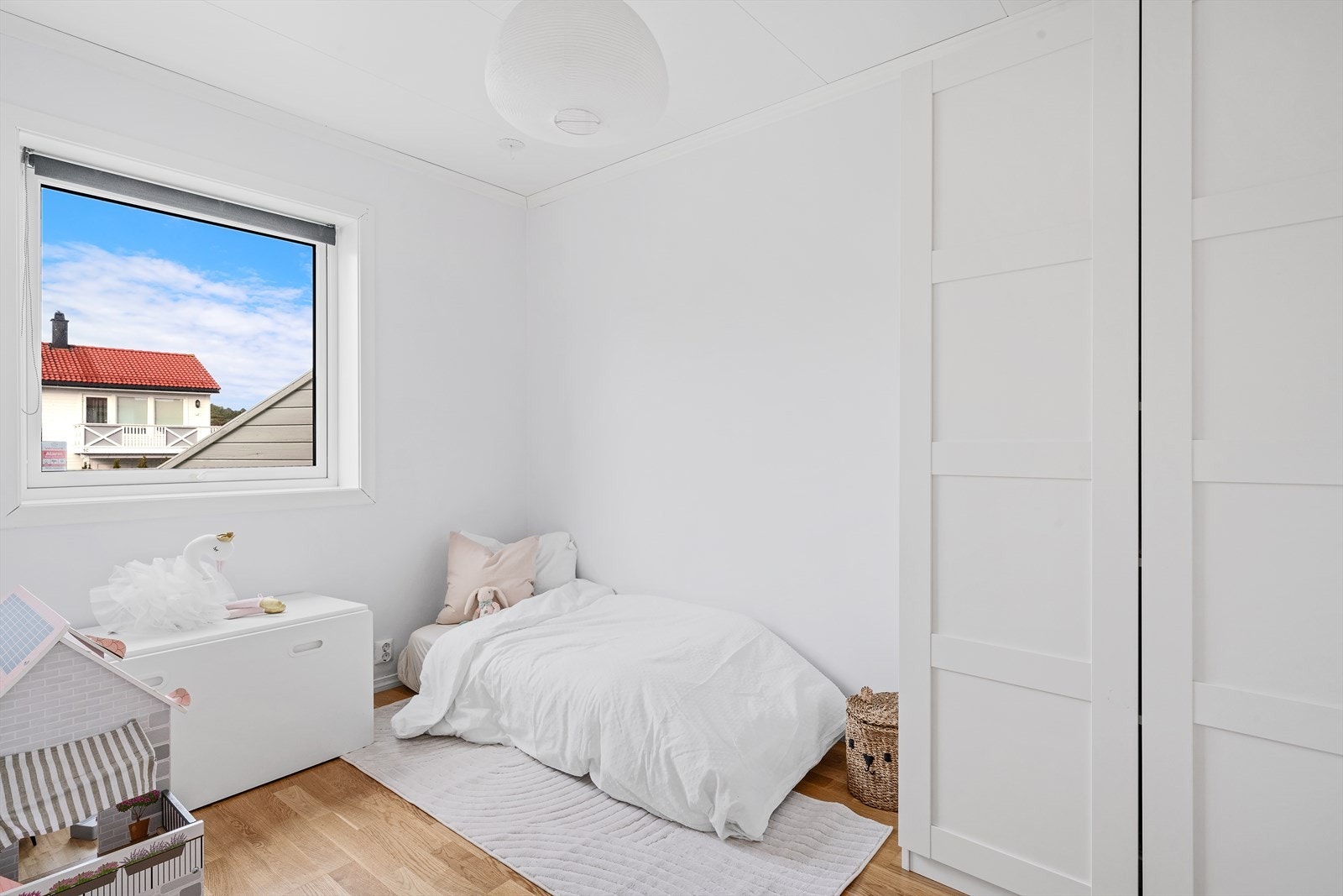 - Soverom 1 i 2. etasje måler 7,1 m² - Galleribilde