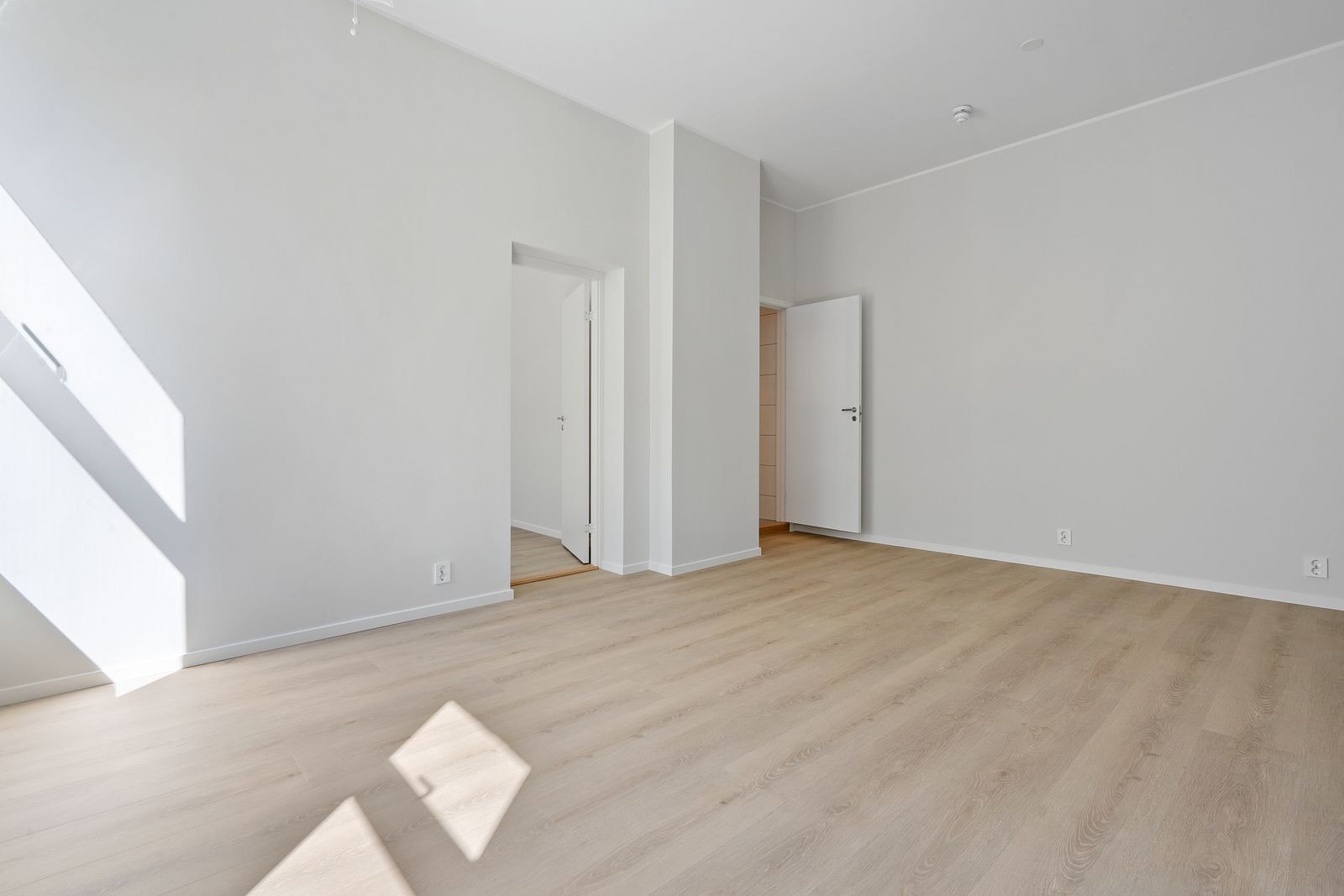 Lys stue Galleribilde