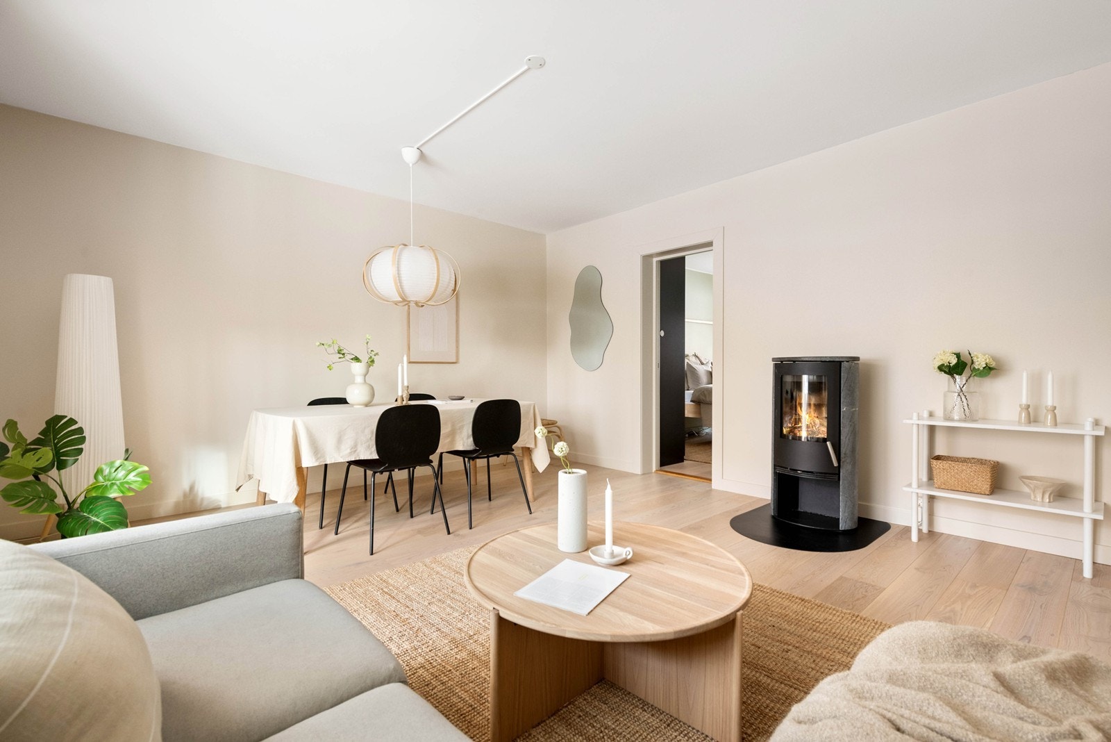 Lekker og gjennomført 3-roms leilighet i populære Rabben Borettslag Galleribilde