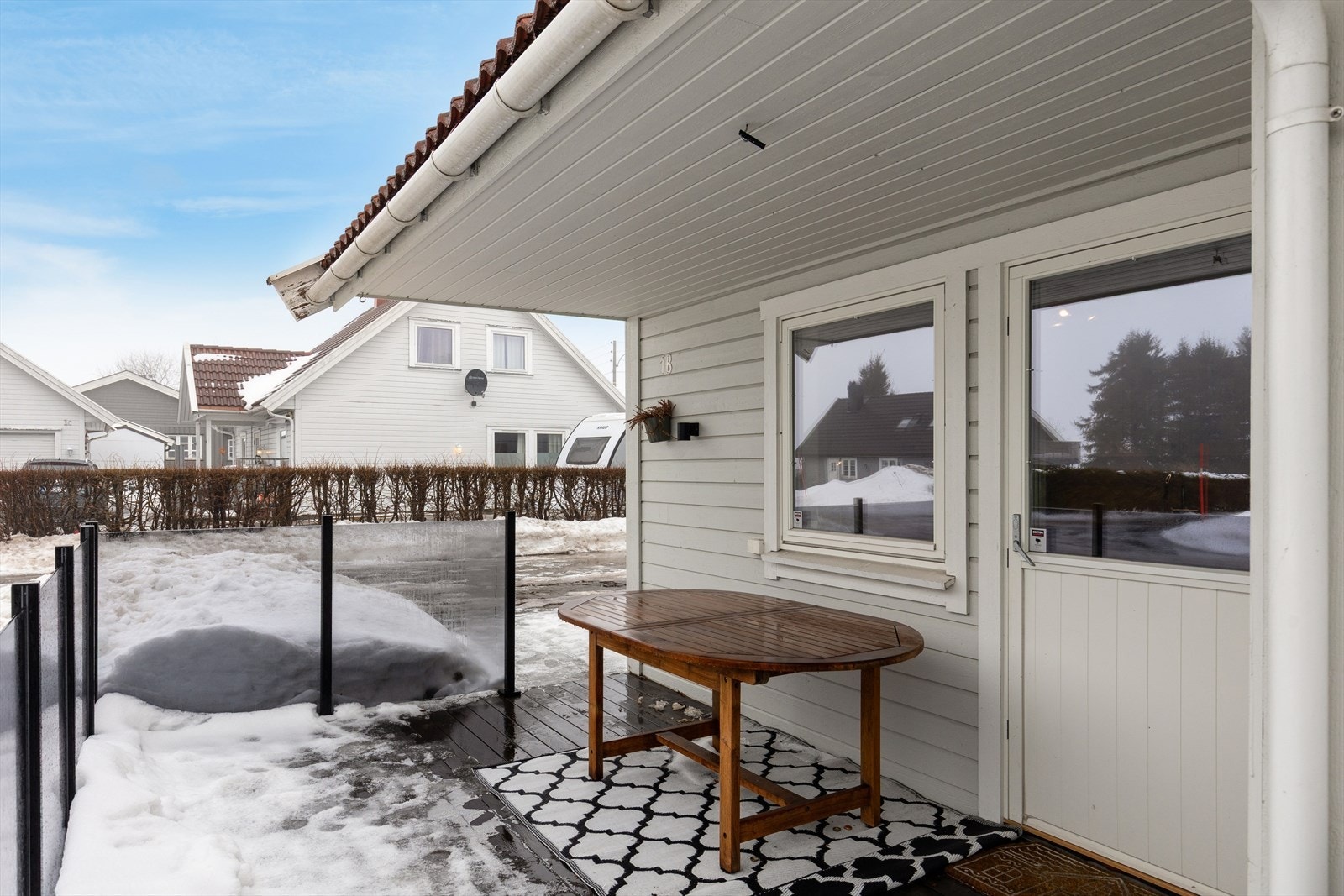 Kveldssol på denne siden. Galleribilde