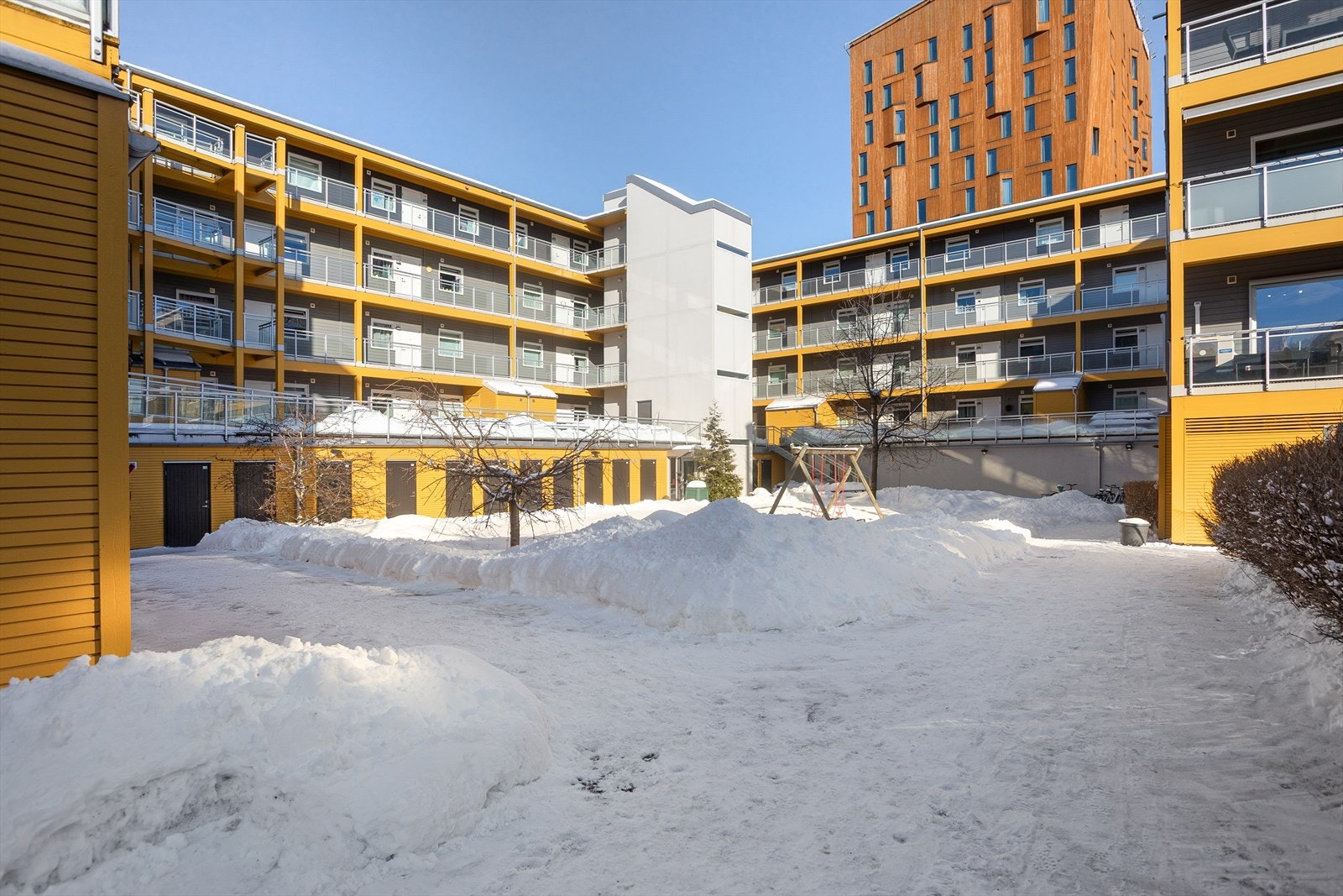 Pent inngangsparti for bygget Galleribilde