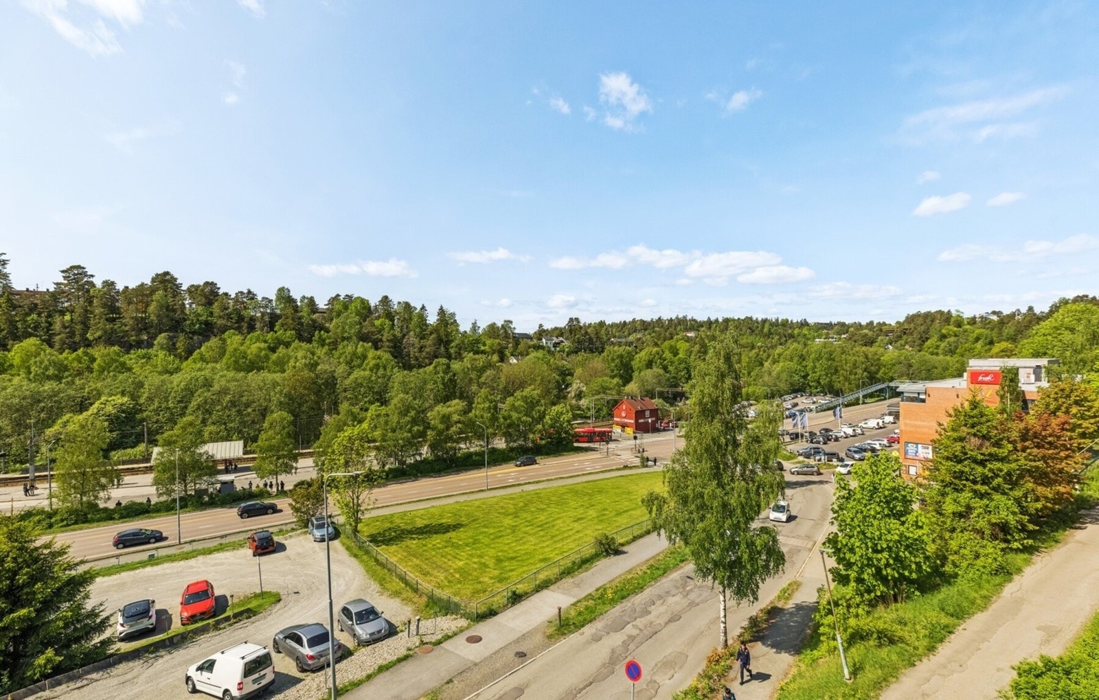 Grønt, fint og et knutepunkt! Velkommen til Hauketo Galleribilde