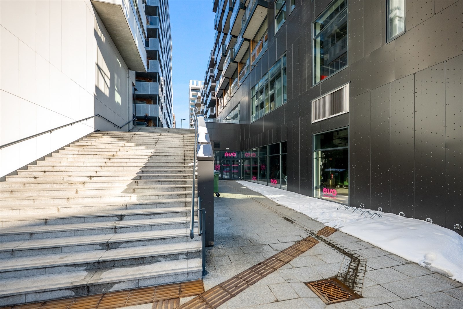 Det er kort vei til nærmeste treningssenter. Galleribilde