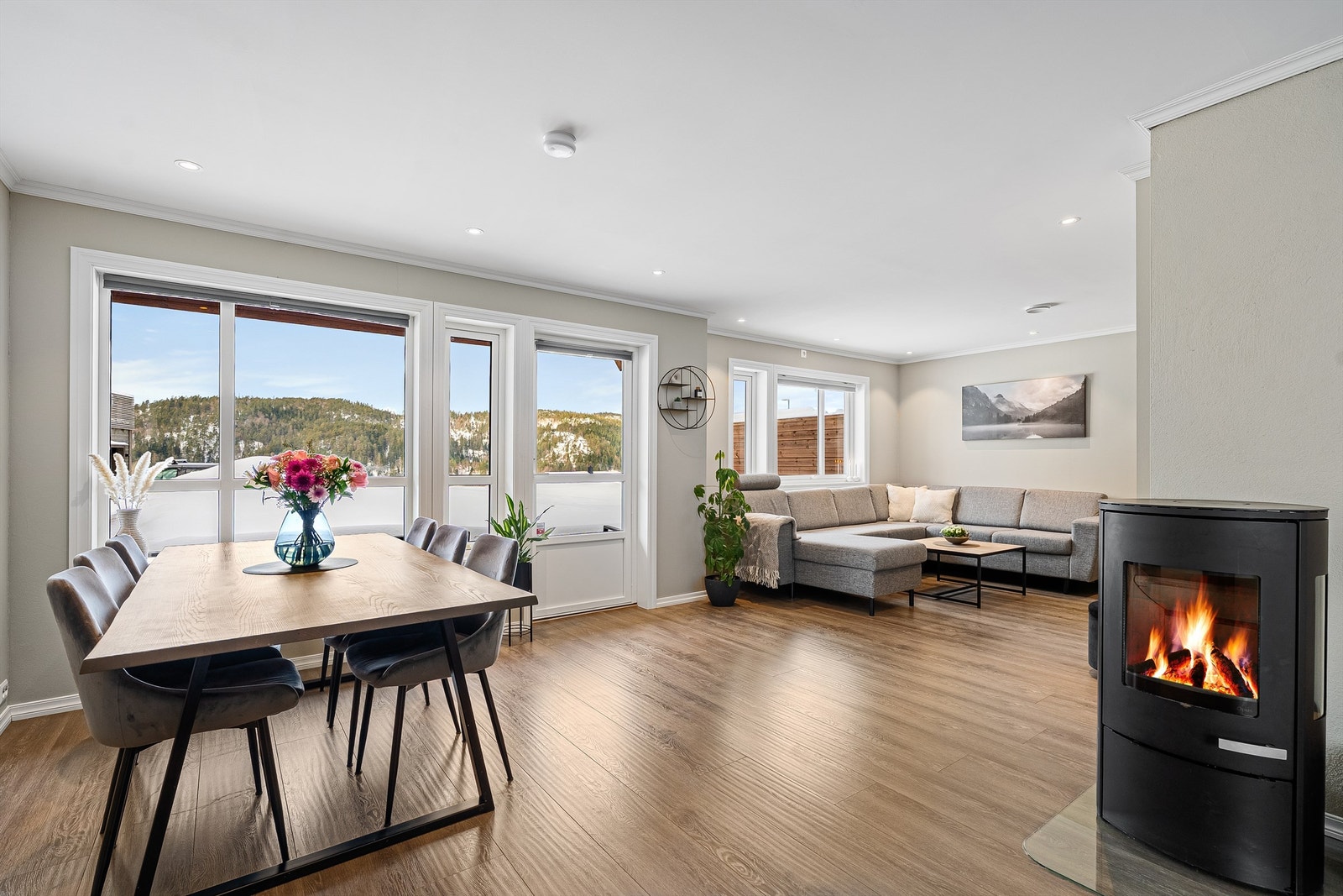 Velkommen til Lintjønnveien 24 Galleribilde