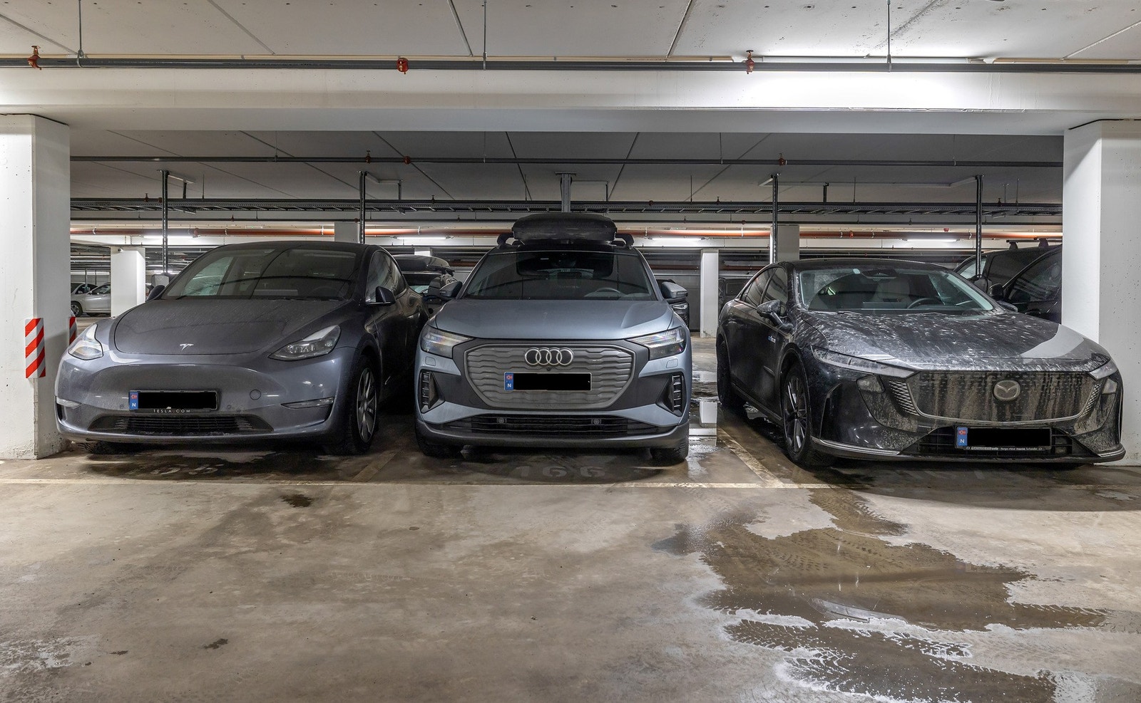 Det medfølger bruksrett til en garasjeplass med elbillader i felles oppvarmet garasjeanlegg med videoovervåkning Galleribilde