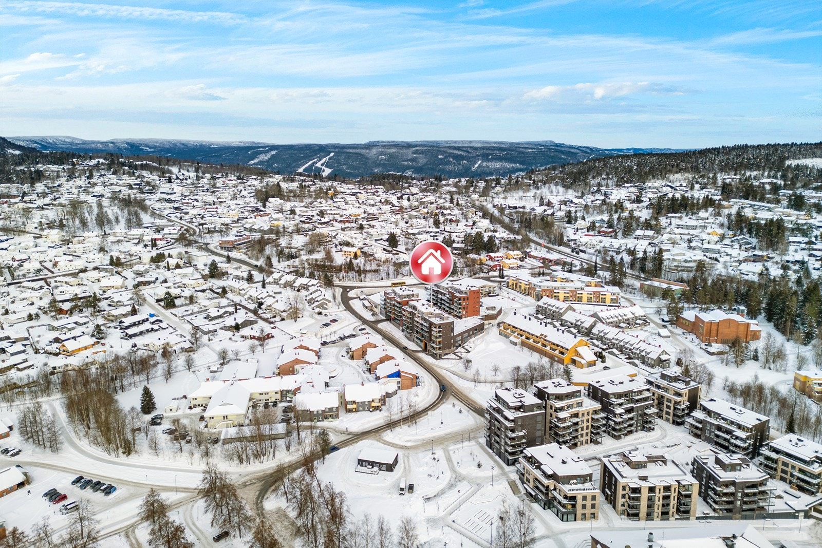 Konnerud har et godt kollektivtilbud via buss med avganger hvert ca. 10. minutt til Drammen sentrum Galleribilde