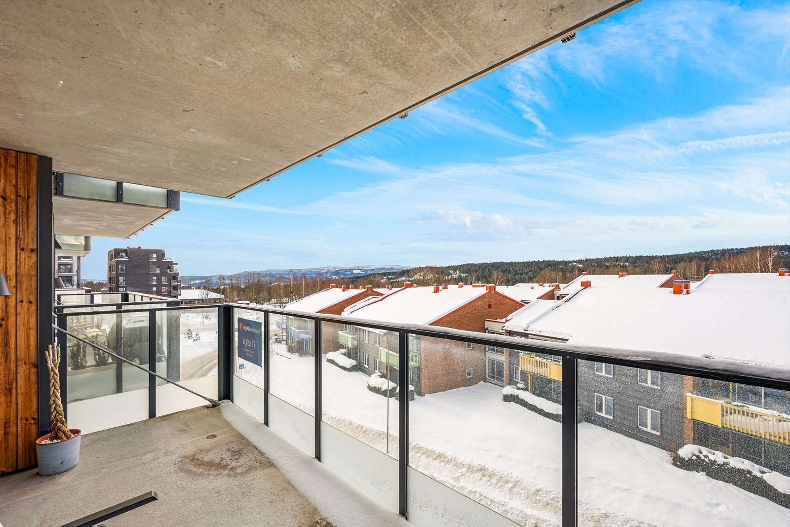 Leiligheten har overbygget balkong mot syd/vest Galleribilde