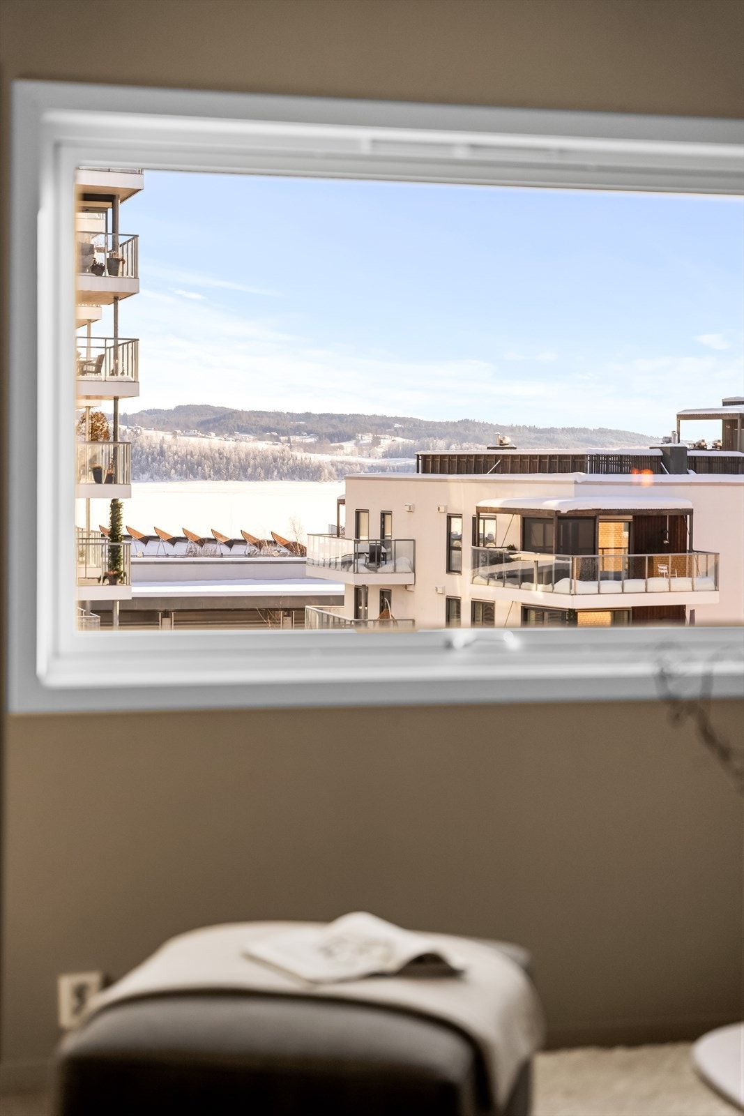 Flott utsikt mot byen med glimt av Mjøsa! Galleribilde