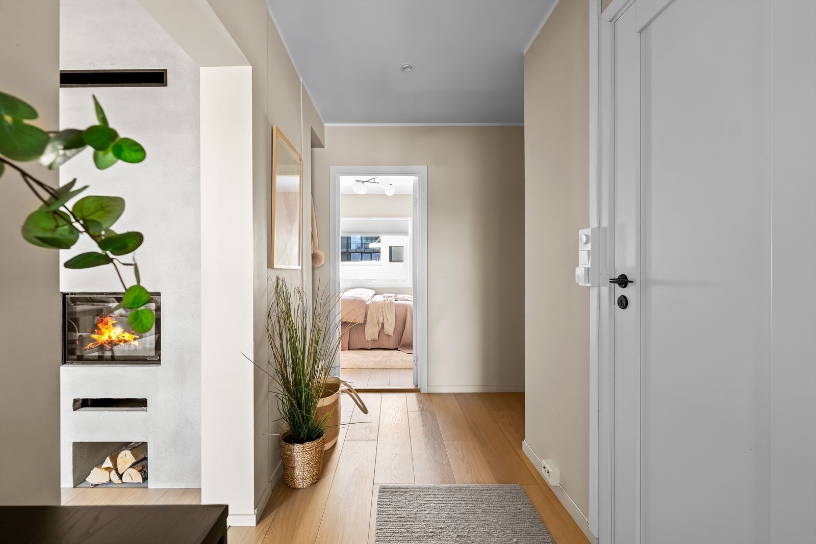 Gang sett mot soverom 2 og bad. Galleribilde