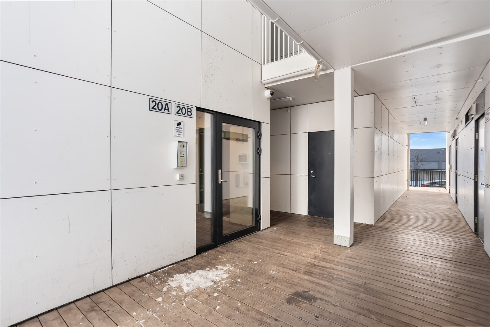 Leiligheten ligger i 2. etasje med enkel adkomst via heis. Galleribilde