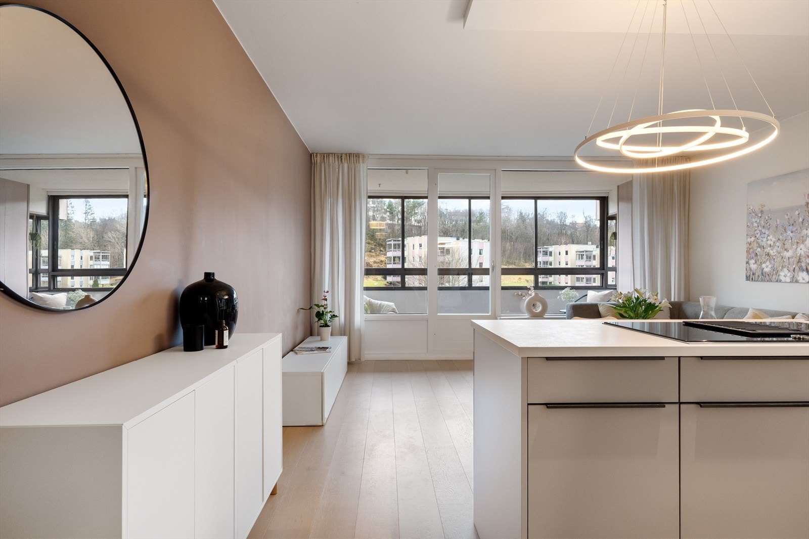 En nydelig 2-roms leilighet med høy og usjenert beliggenhet Galleribilde