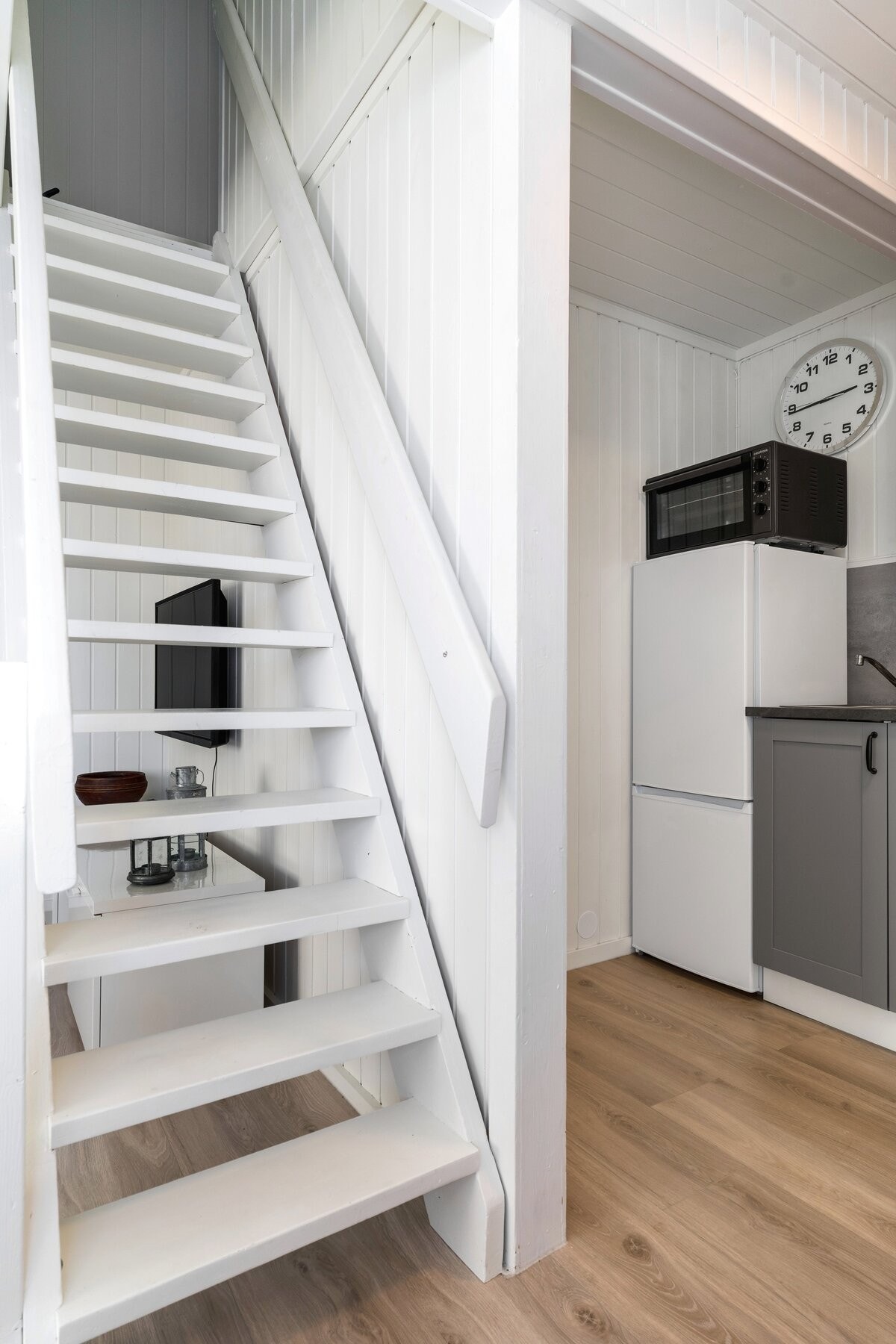 Trapp som fører opp til leilighetens hems. Galleribilde